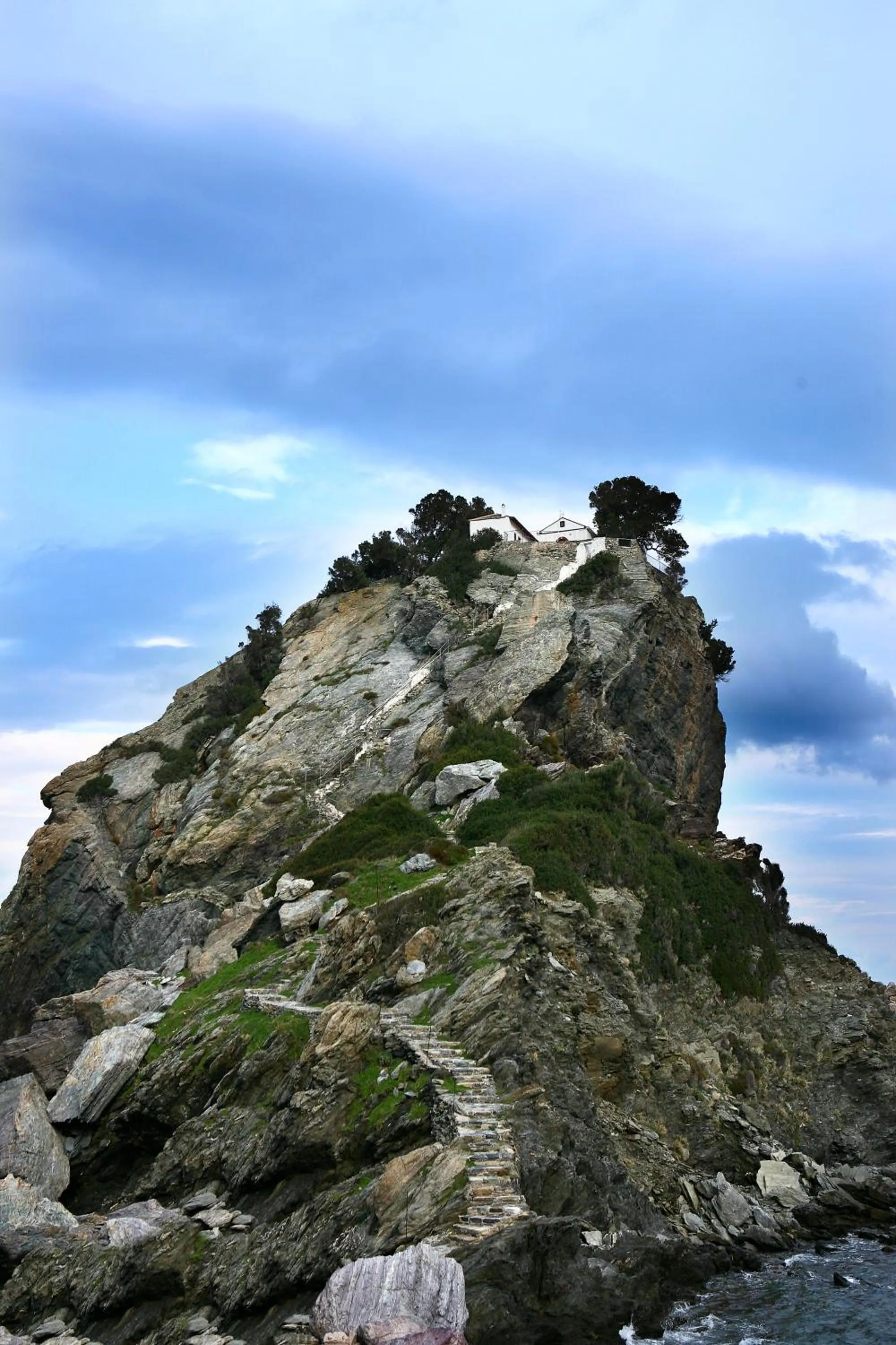 Nearby landmark in Aegean Wave - Faros
