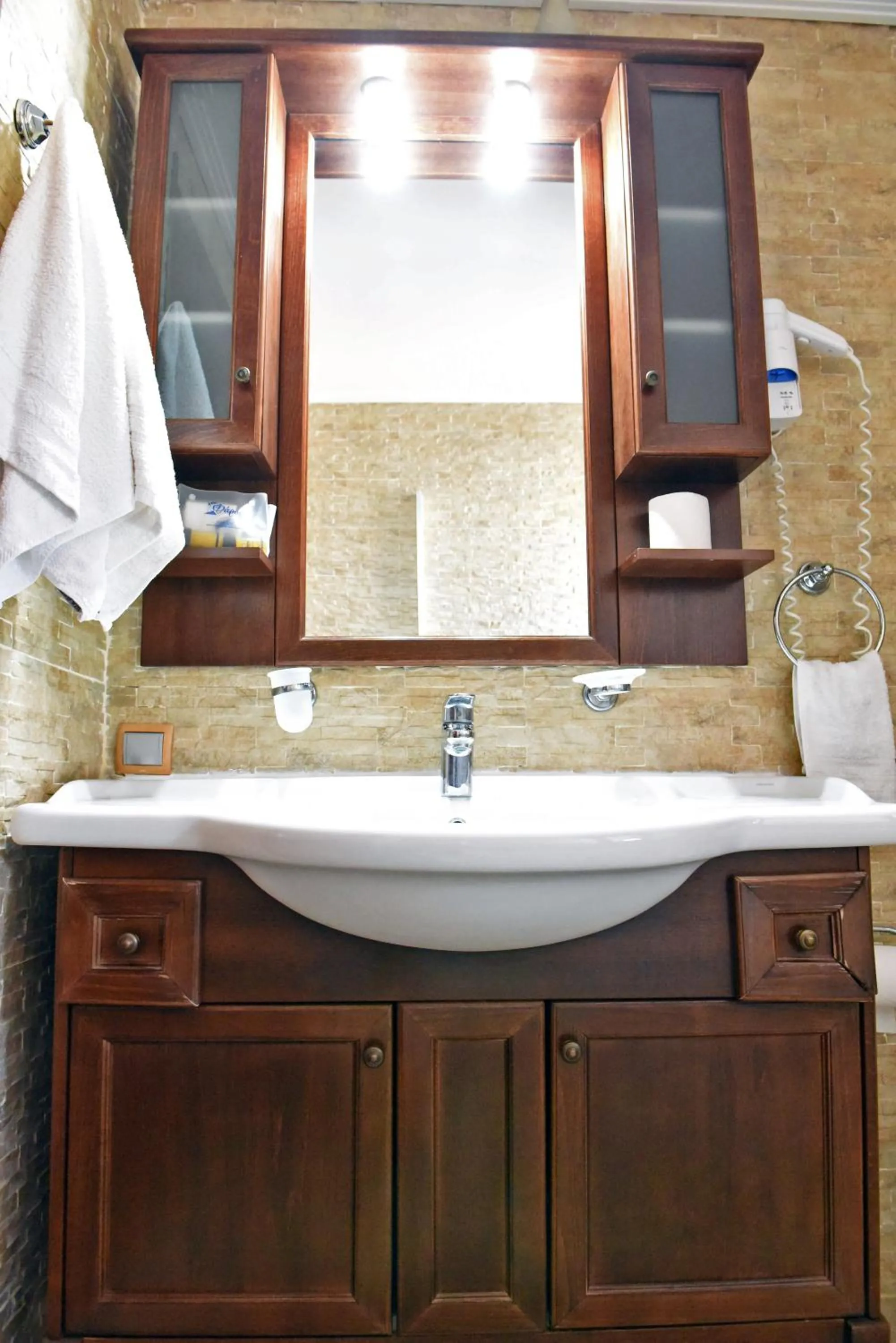 Bathroom in Aegean Wave - Faros