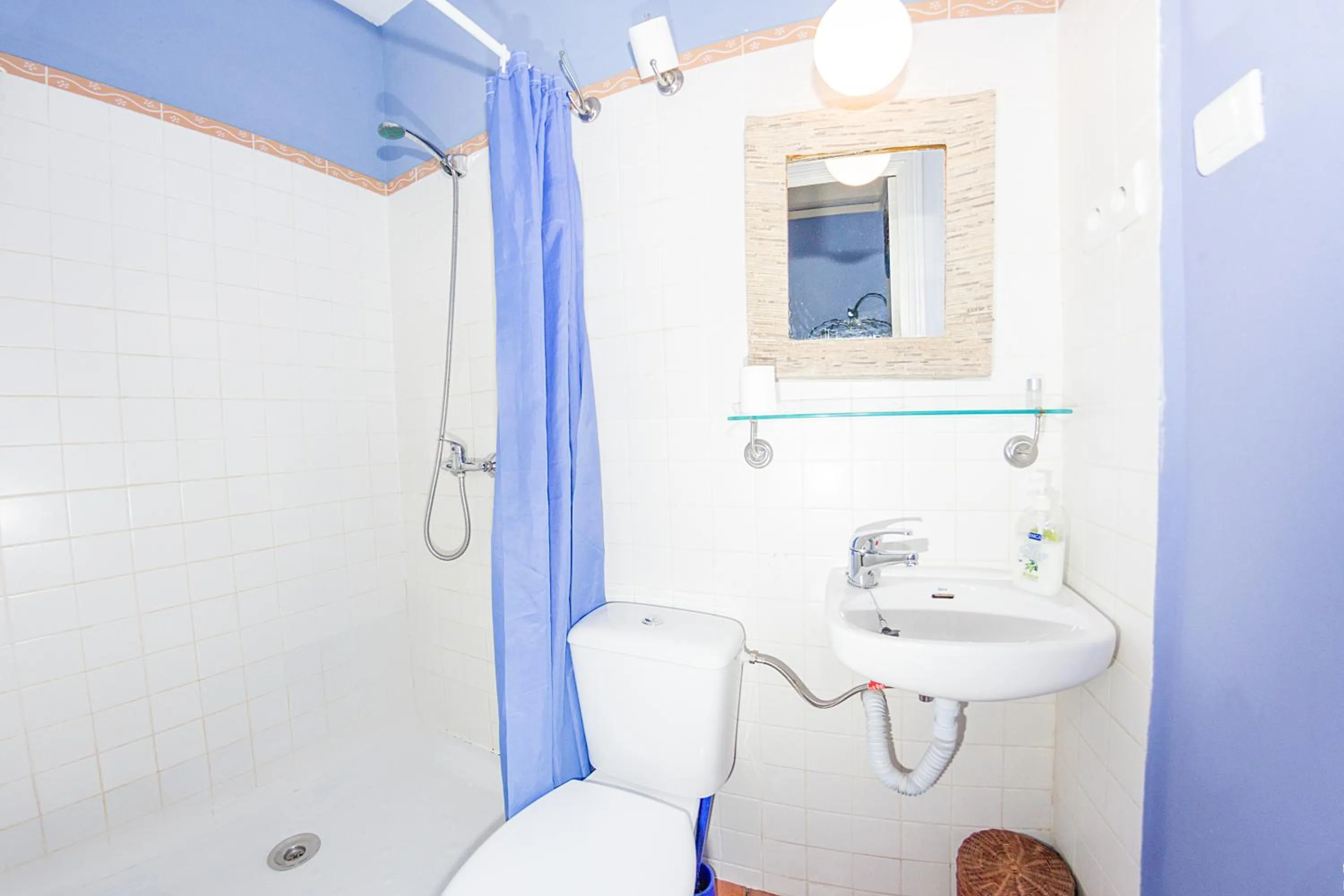 Bathroom in Villa Alicia Guest House