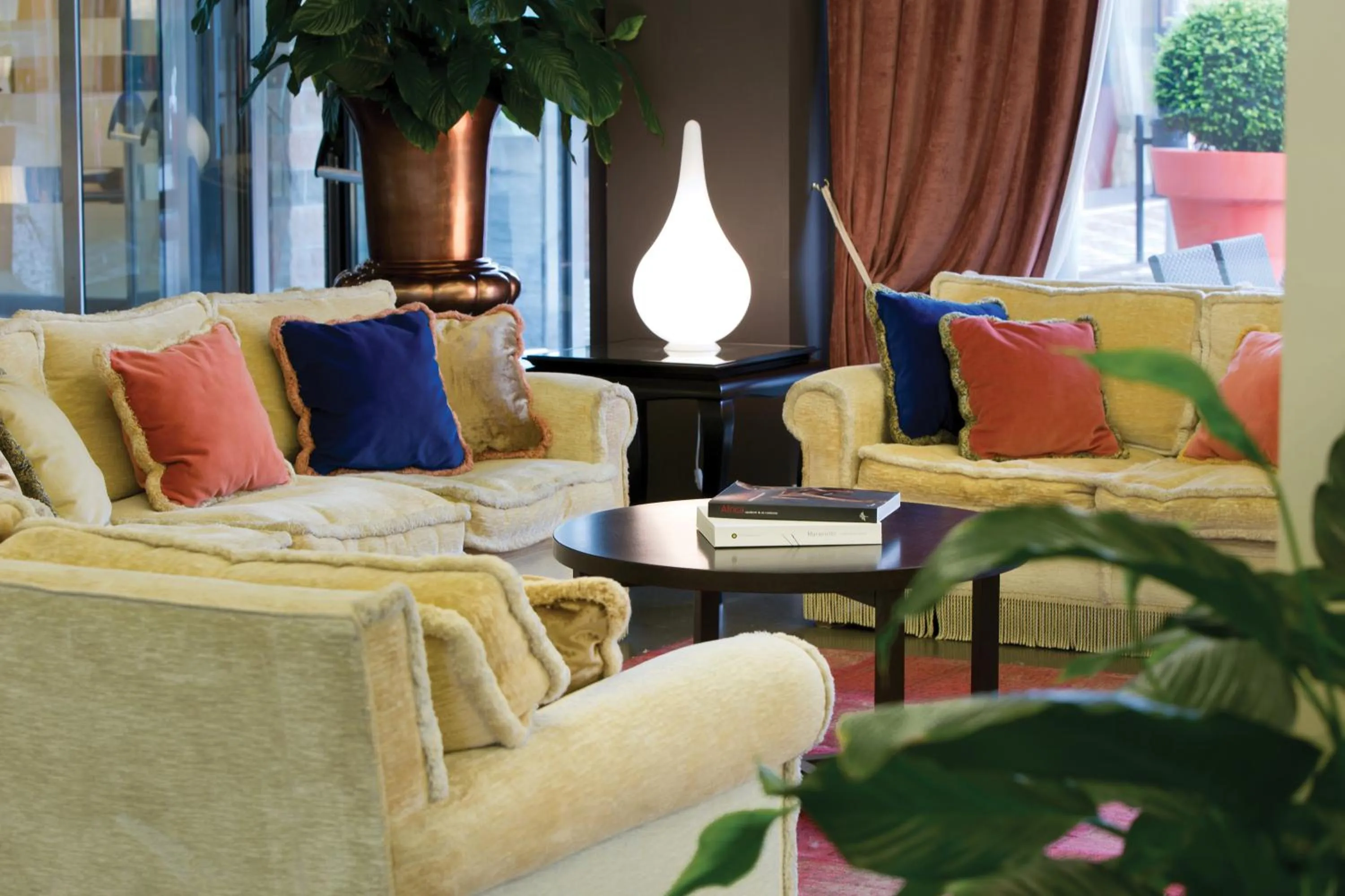 Lobby or reception in Best Western Plus Hotel Expo