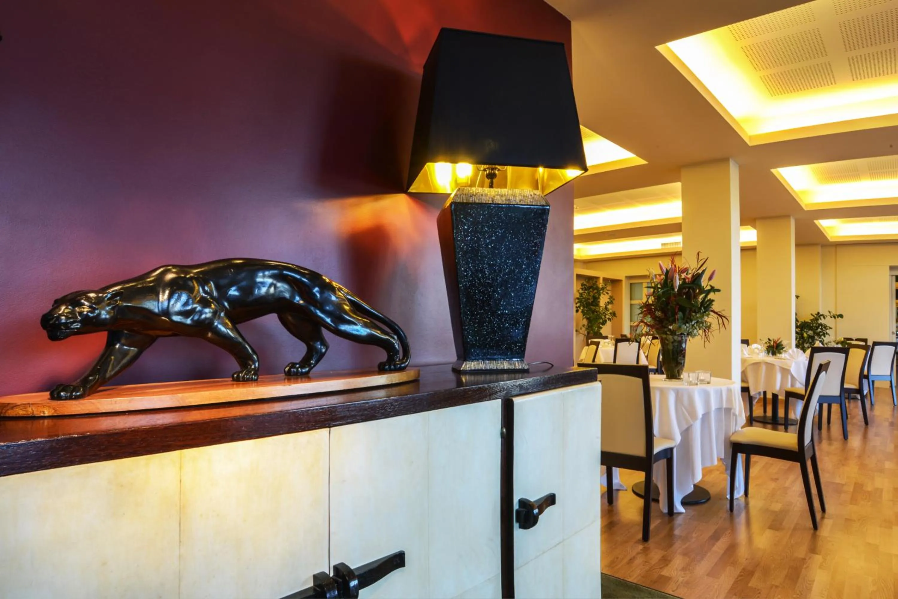 Restaurant/places to eat in Best Western Plus Hotel Expo