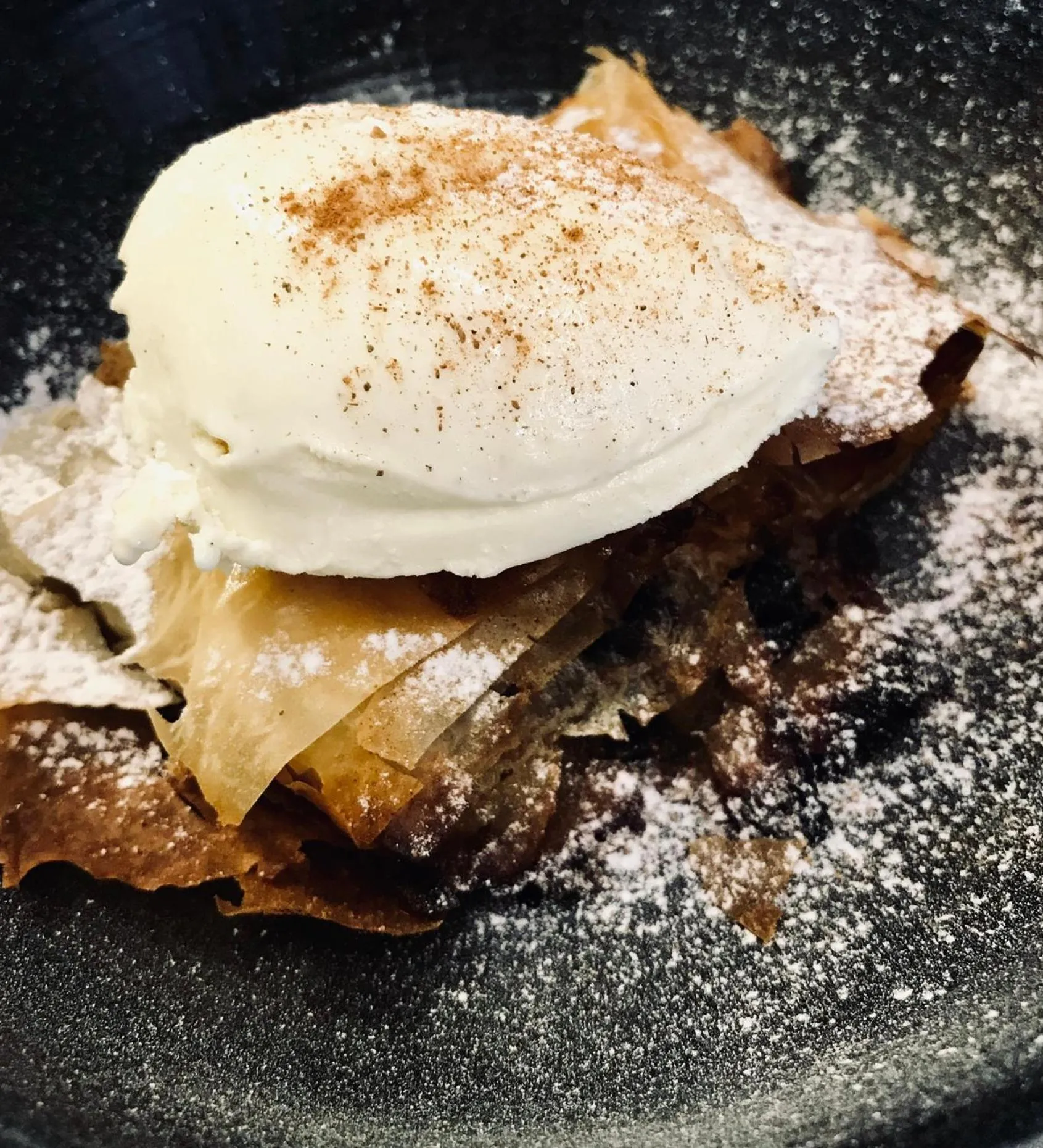 Restaurant/places to eat in Hotel Internos