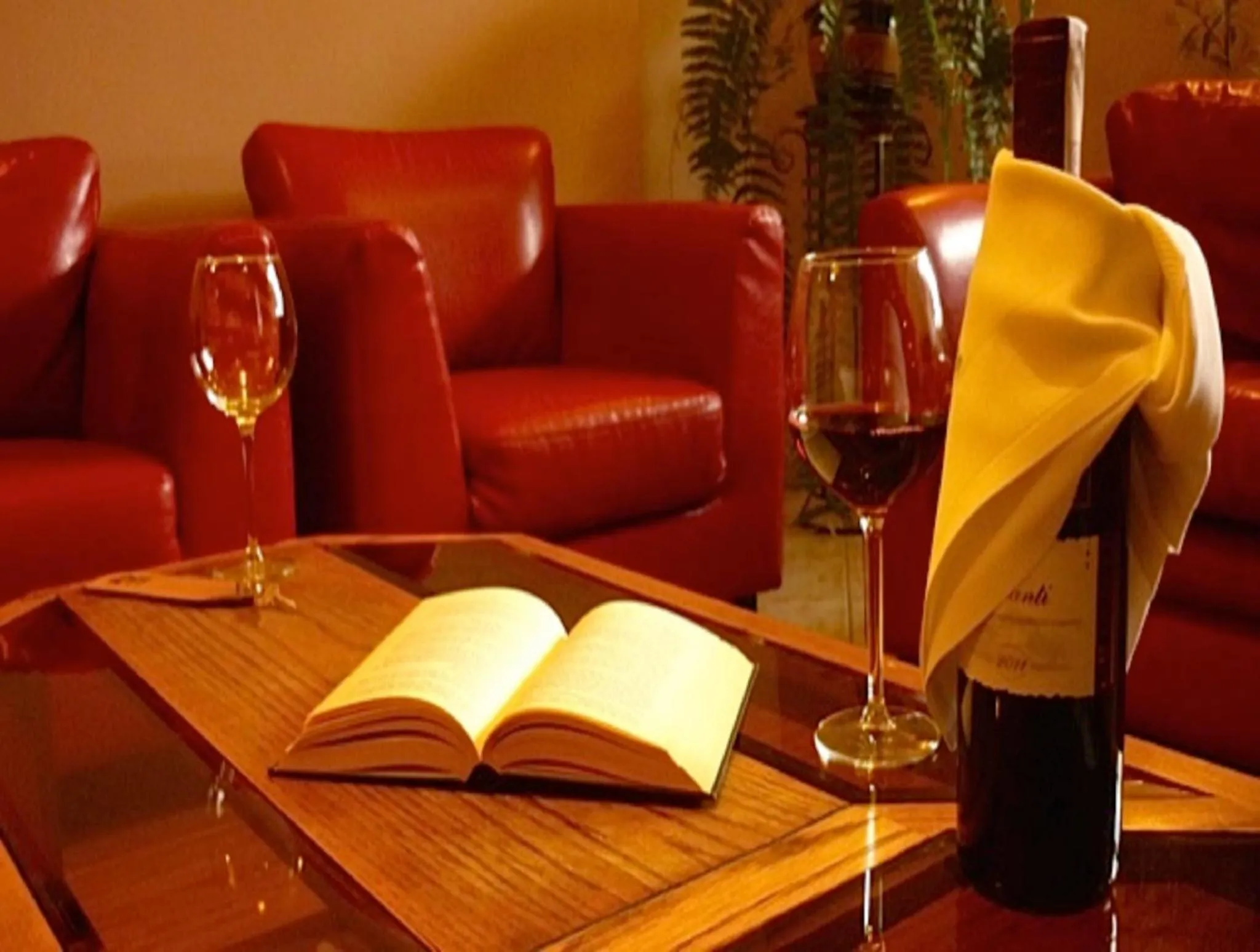 Lobby or reception in Hotel pod Wierzba