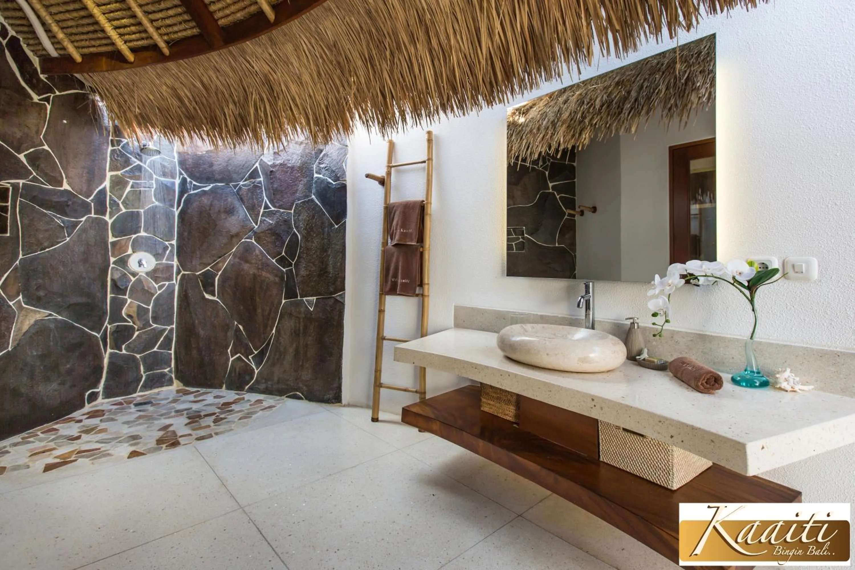 Spring in Villa Kaaiti