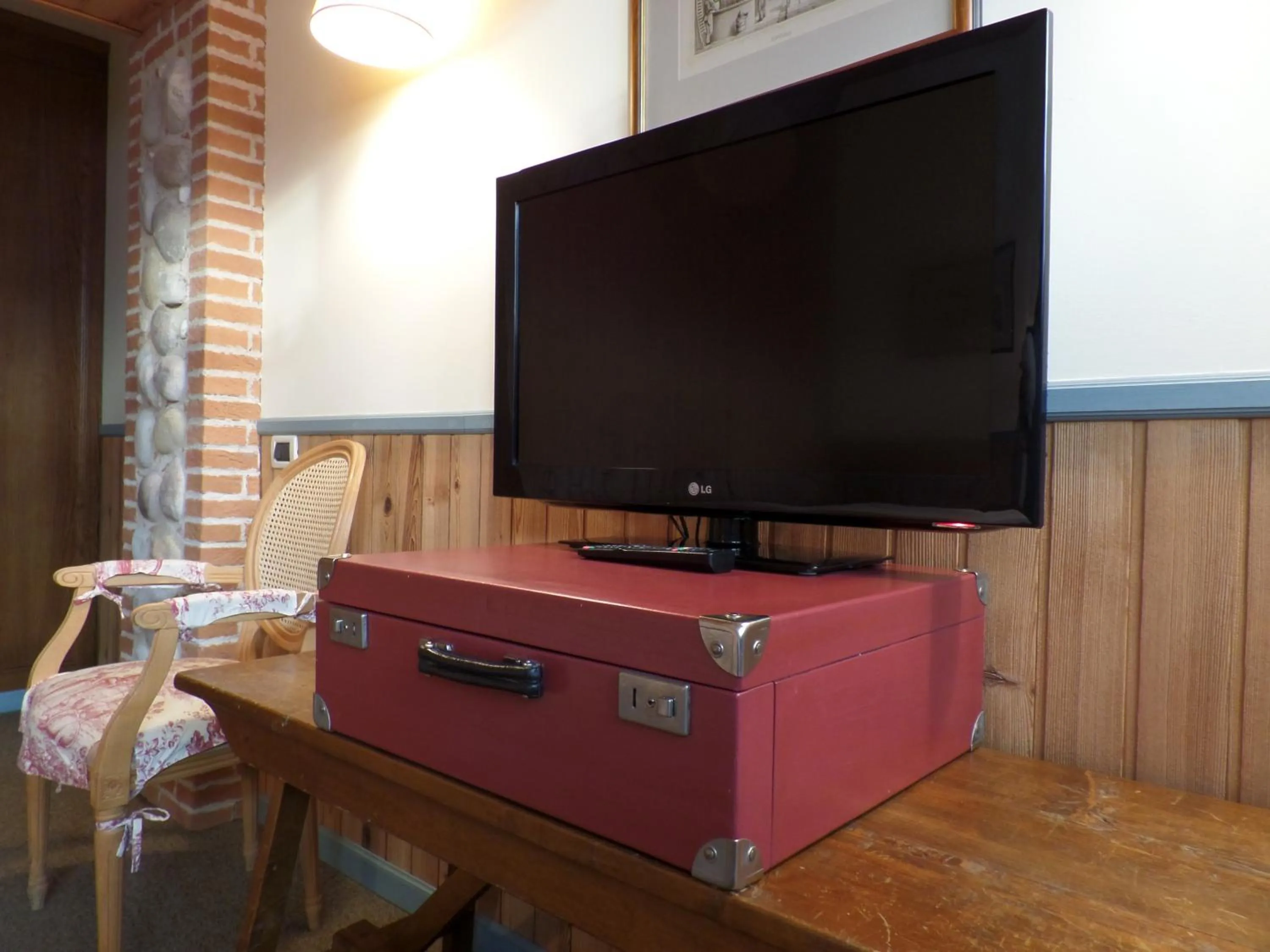 TV and multimedia in Hotel Miramonti