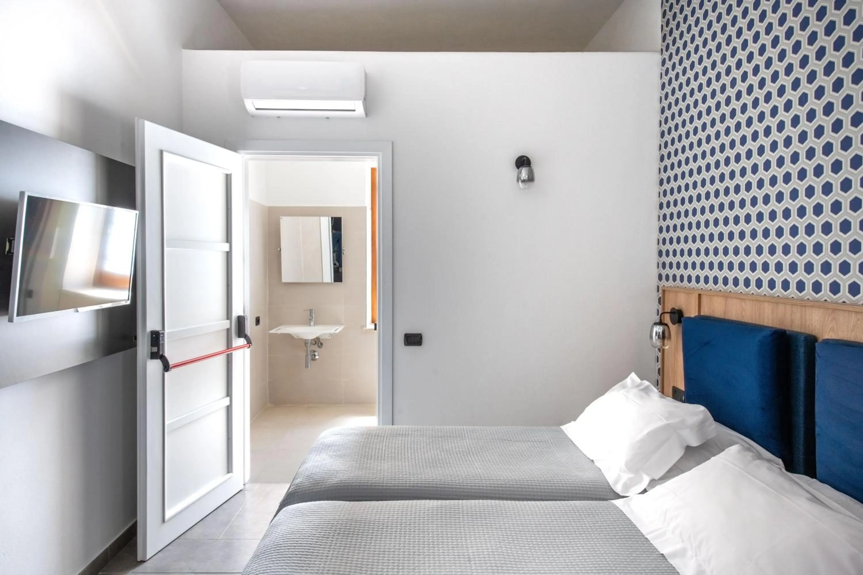 Bed in Villa Margherita