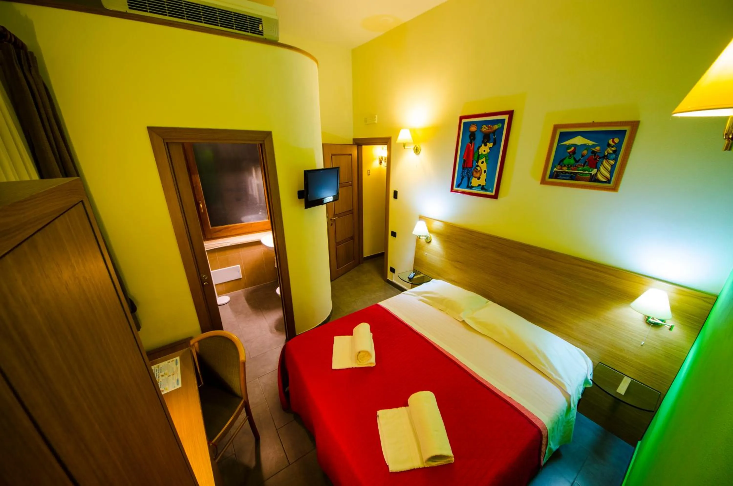 Small Double Room in Villa Margherita