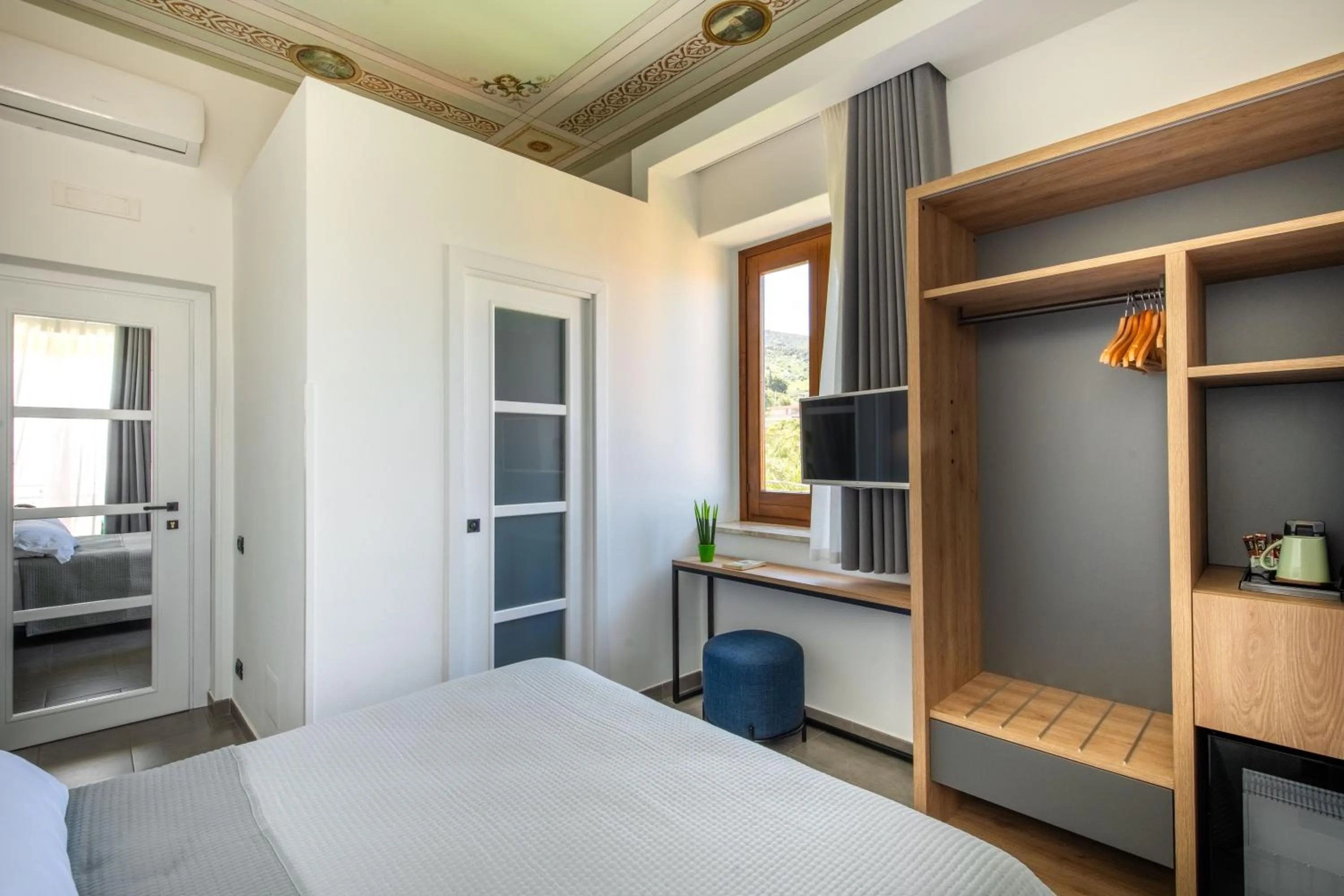 Bed in Villa Margherita