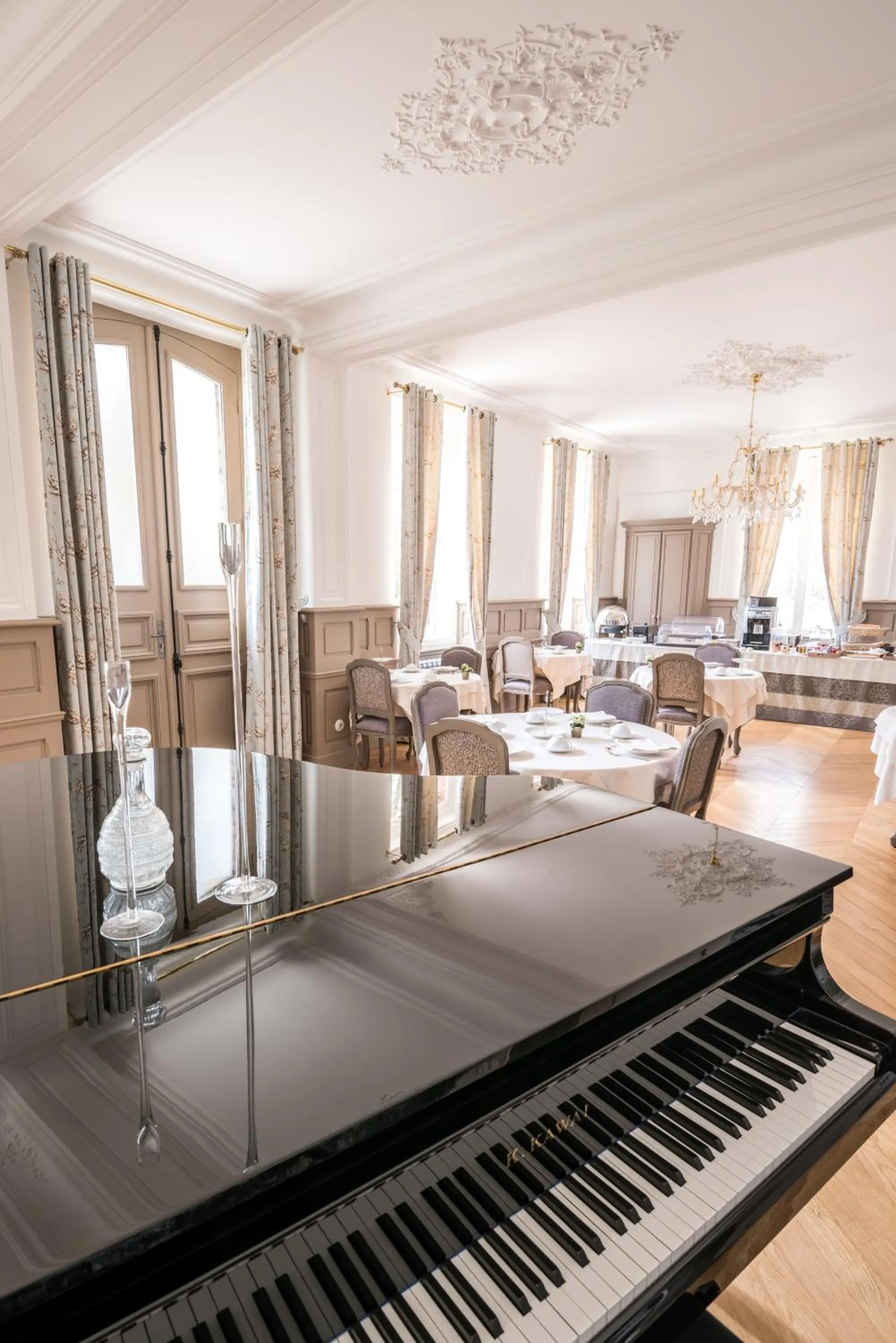 Area and facilities in Château de Montabert