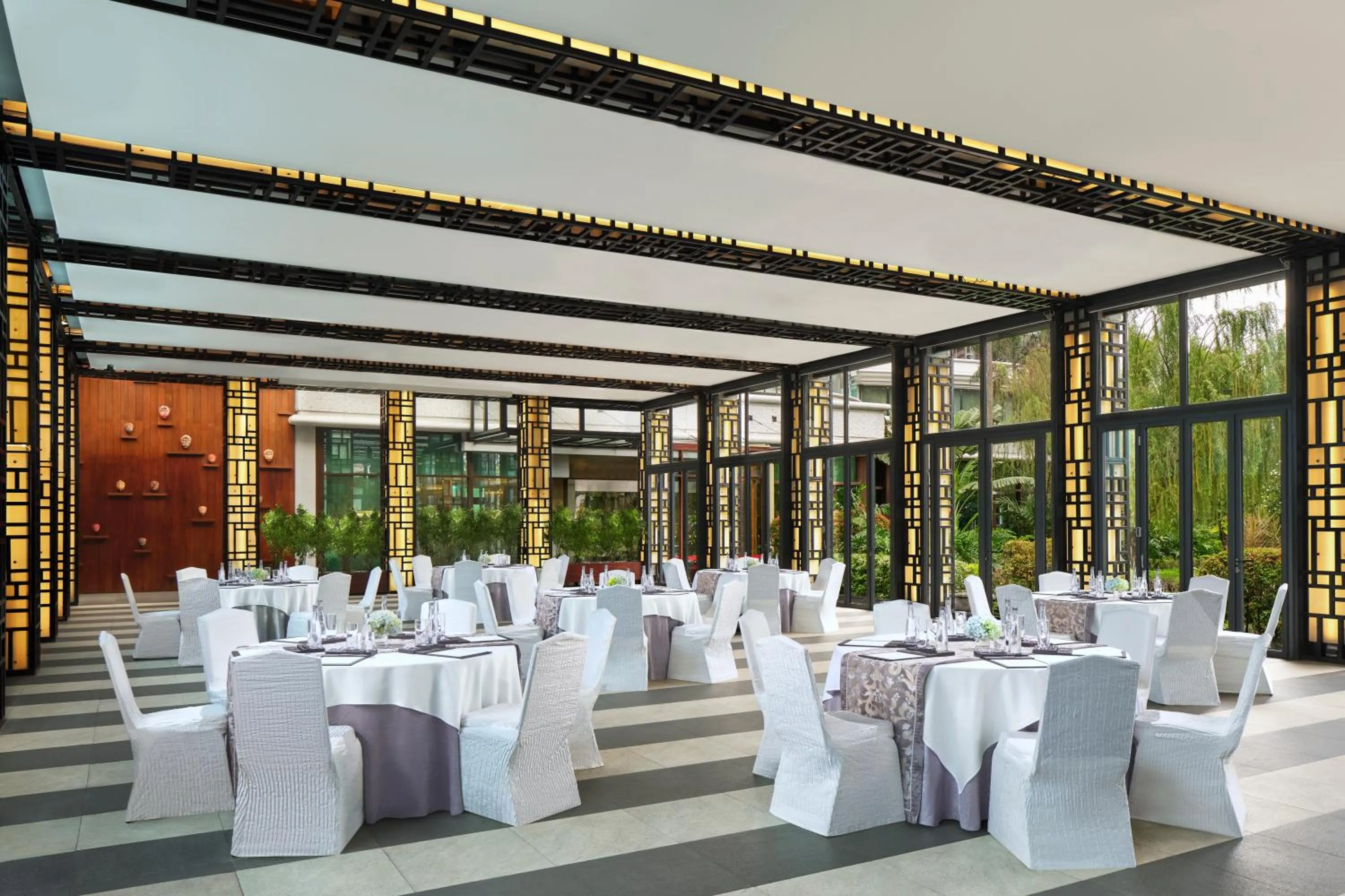 Meeting/conference room in Shangri-La Jakarta