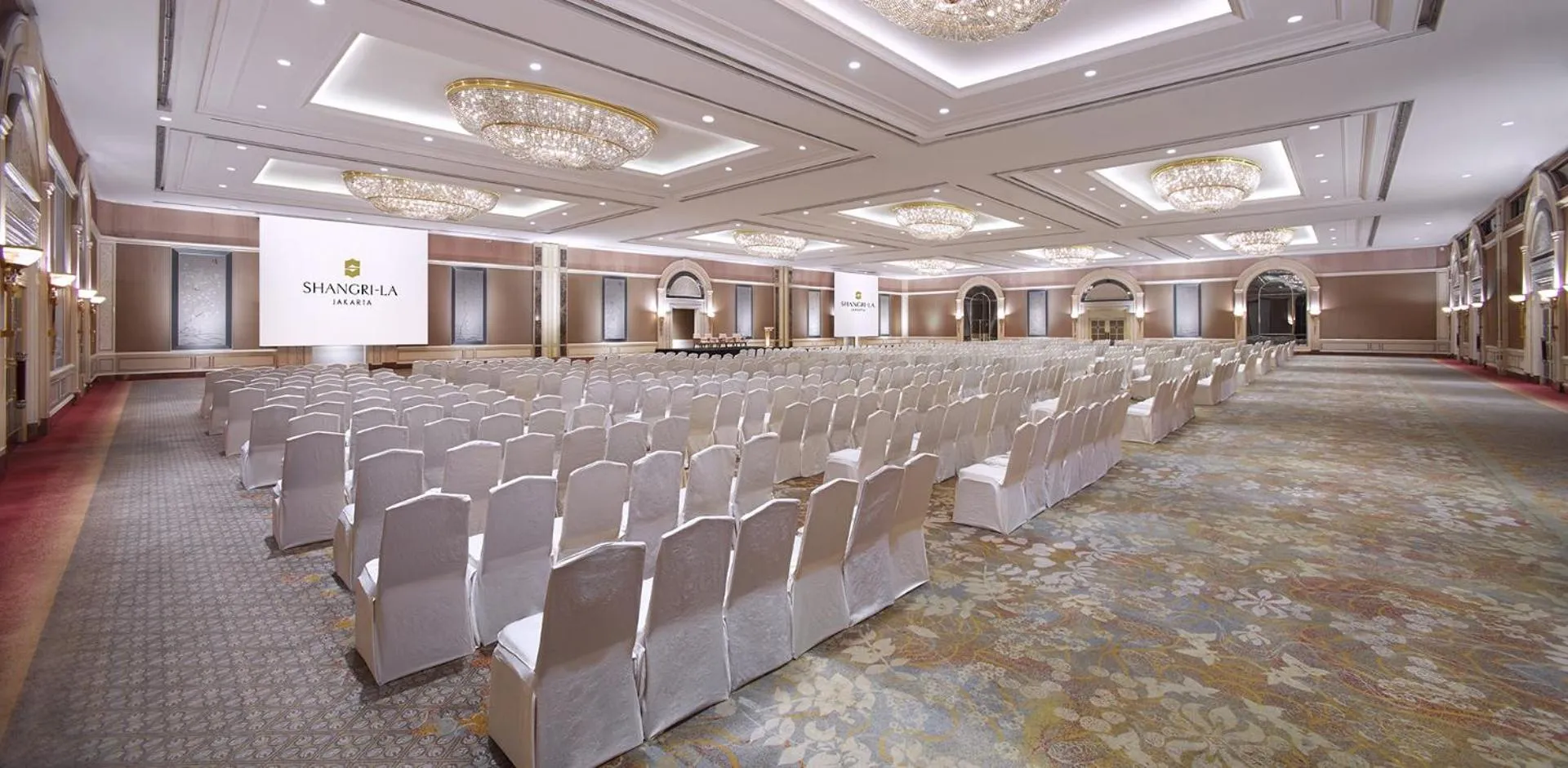 Meeting/conference room in Shangri-La Jakarta