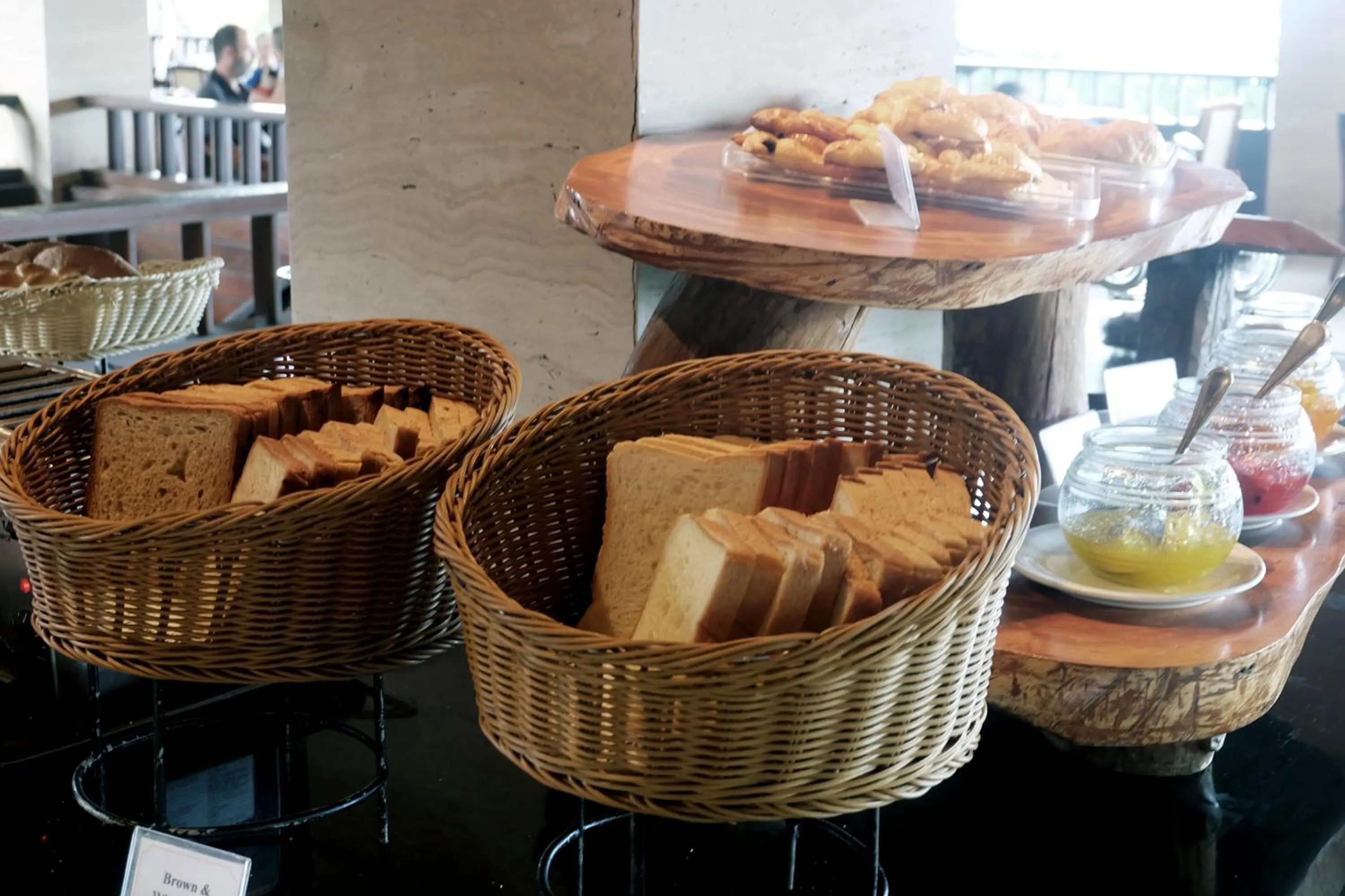 Breakfast in Grand Balisani Suites Hotel