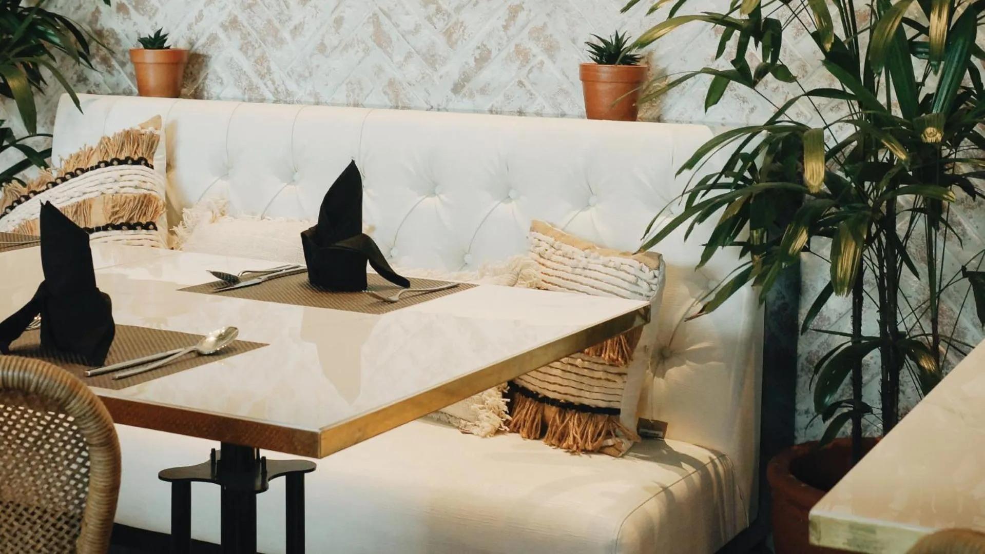 Seating area in Akmani Hotel Jakarta