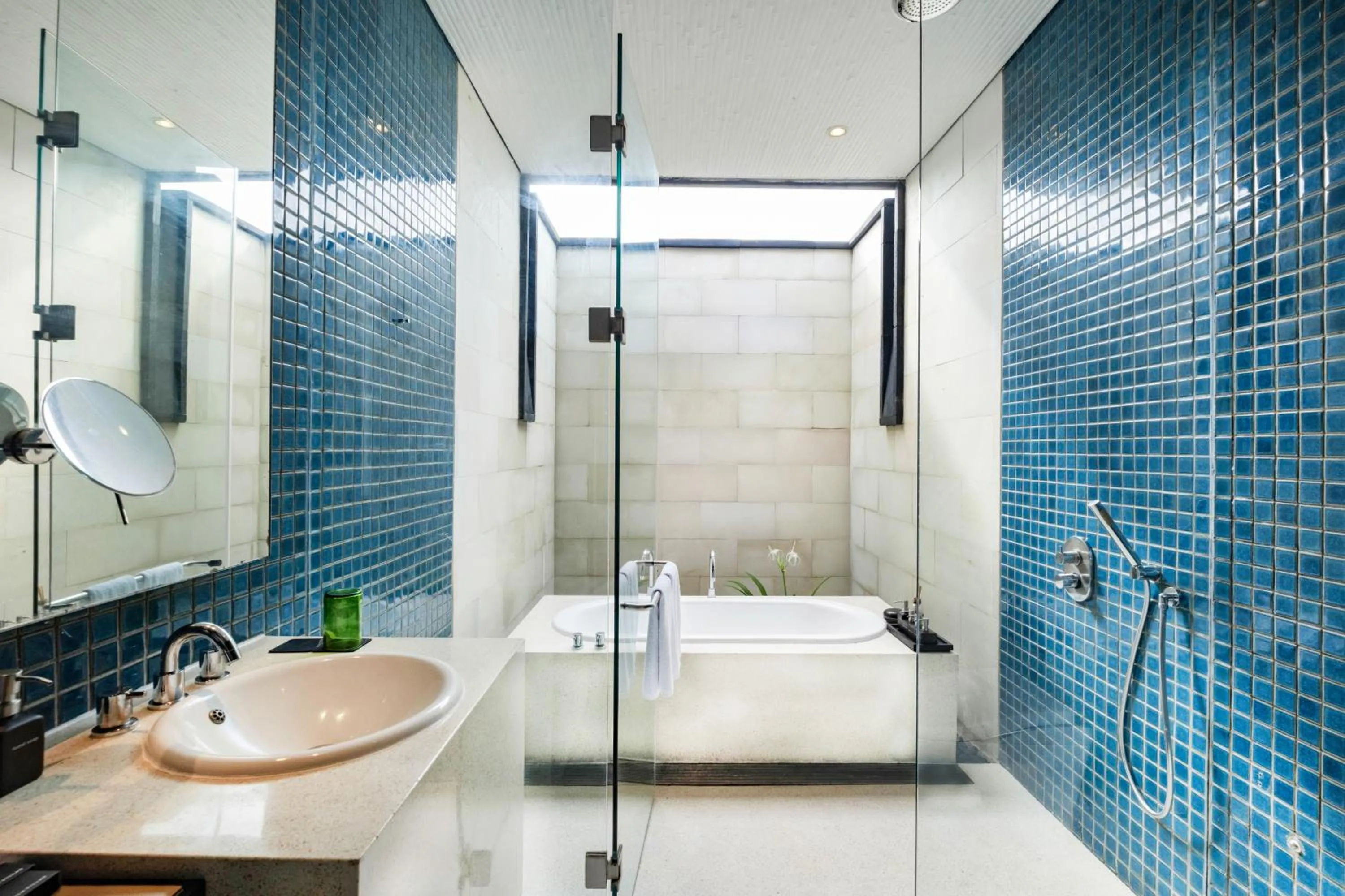 Bathroom in Alila Villas Uluwatu