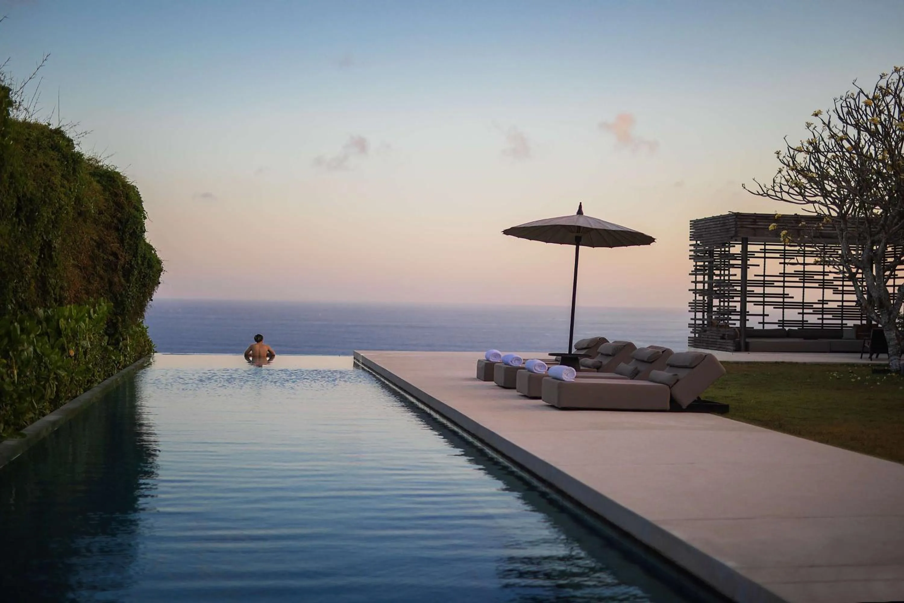 Swimming pool in Alila Villas Uluwatu