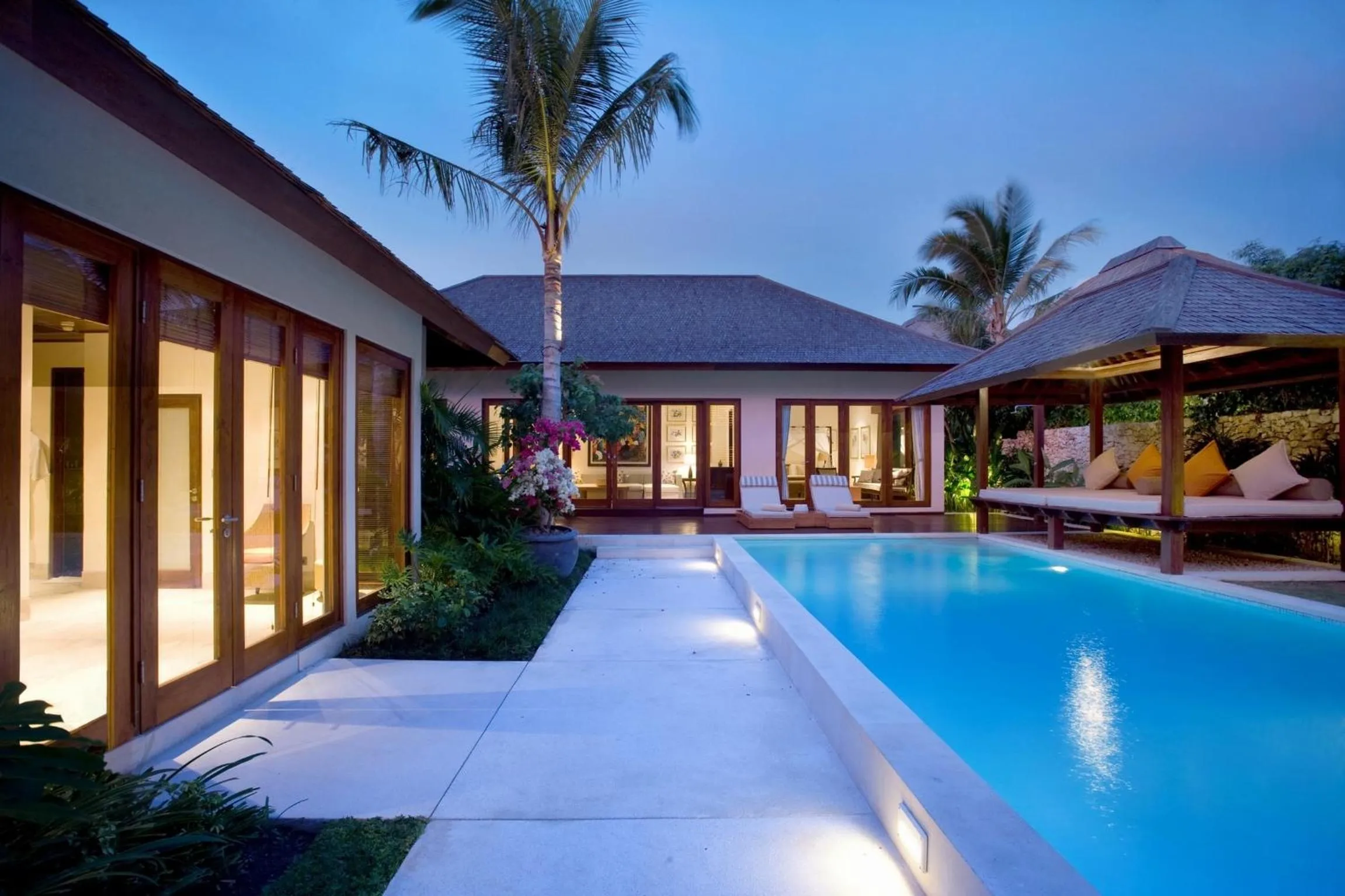 Property building in Karma Kandara