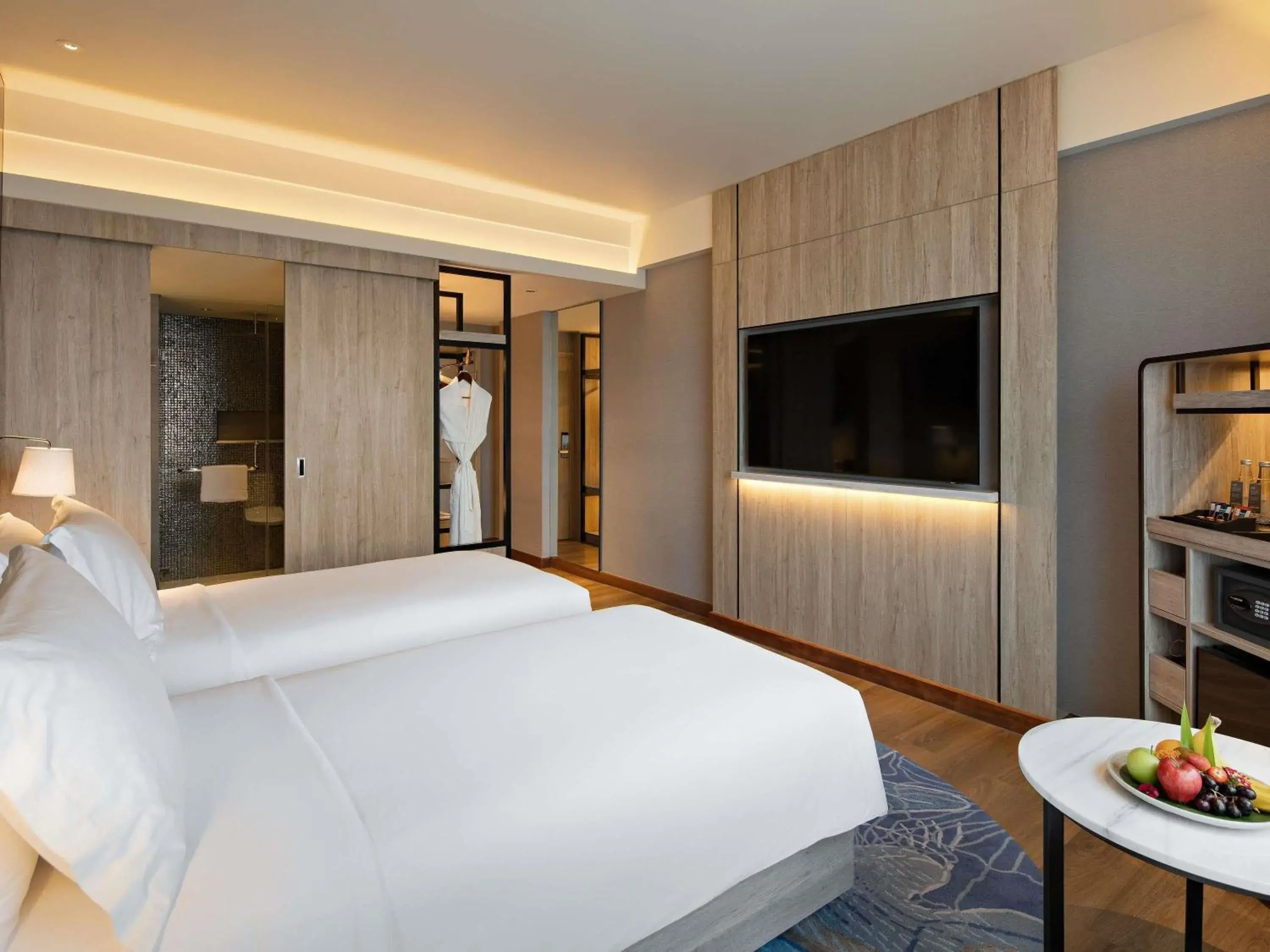 Classic Room With Two Single Beds in Mövenpick Hotel Jakarta City Centre Classic Room With Two Single Beds in Mövenpick Hotel Jakarta City Centre