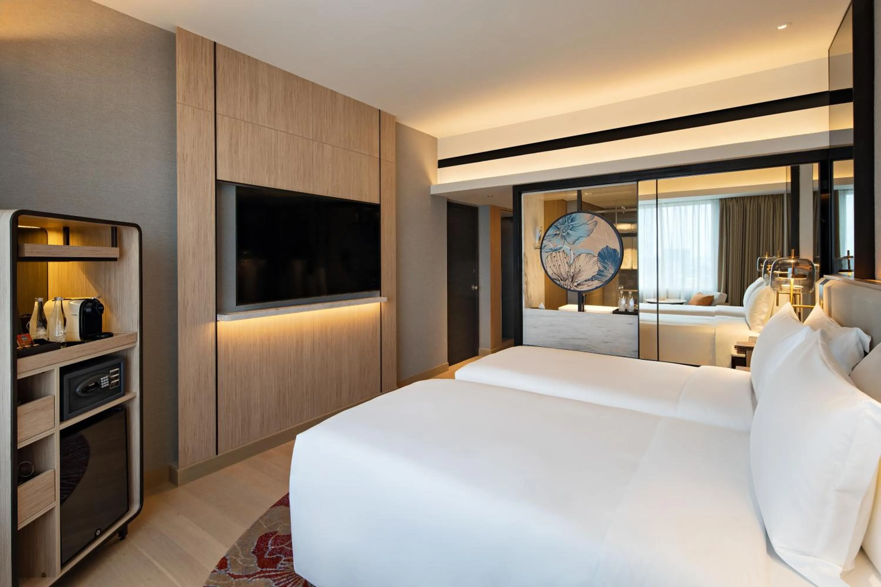 Bed in Mövenpick Hotel Jakarta City Centre