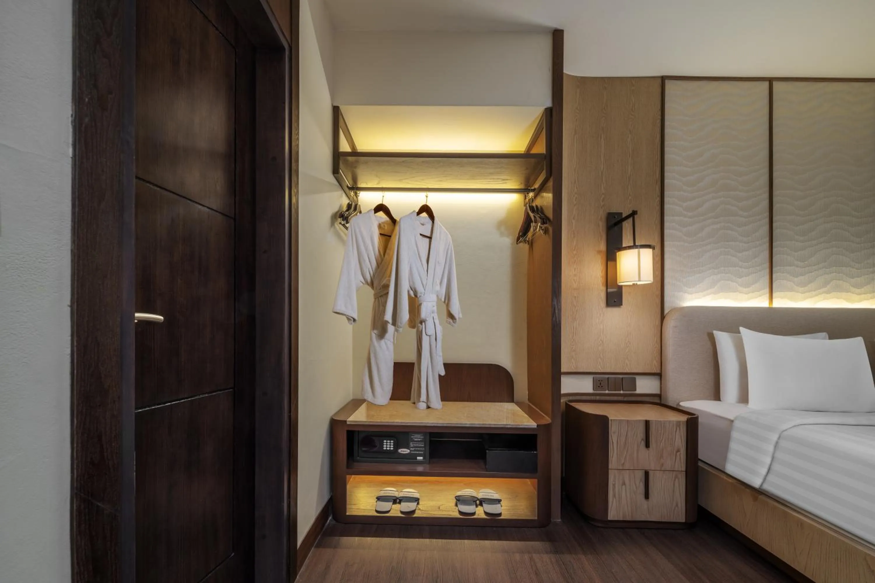 Photo of the whole room, Bed in Aston Kuta Hotel and Residence