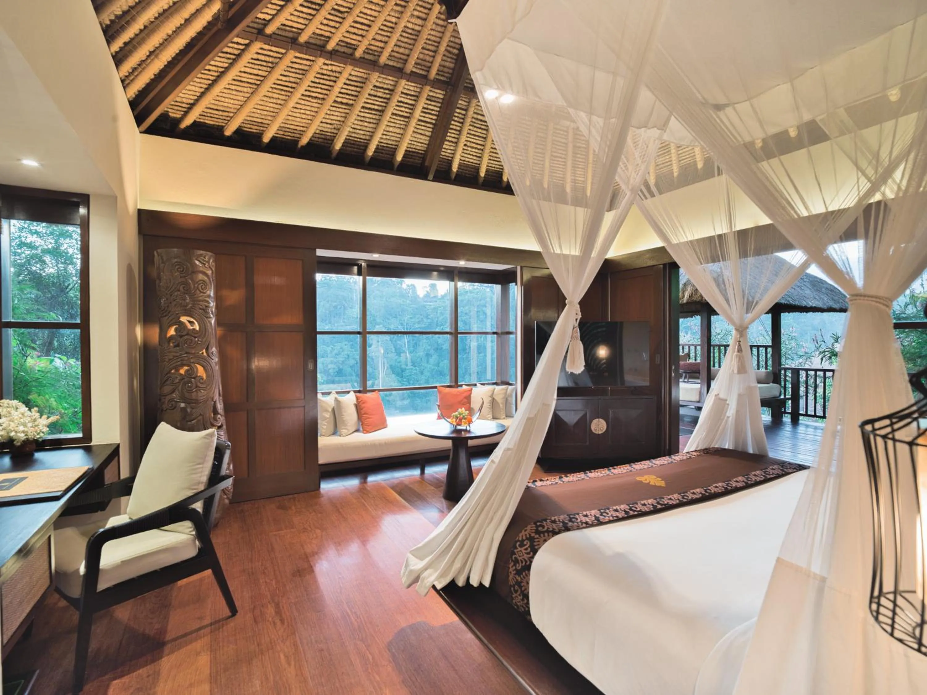 Bed in Hanging Gardens of Bali