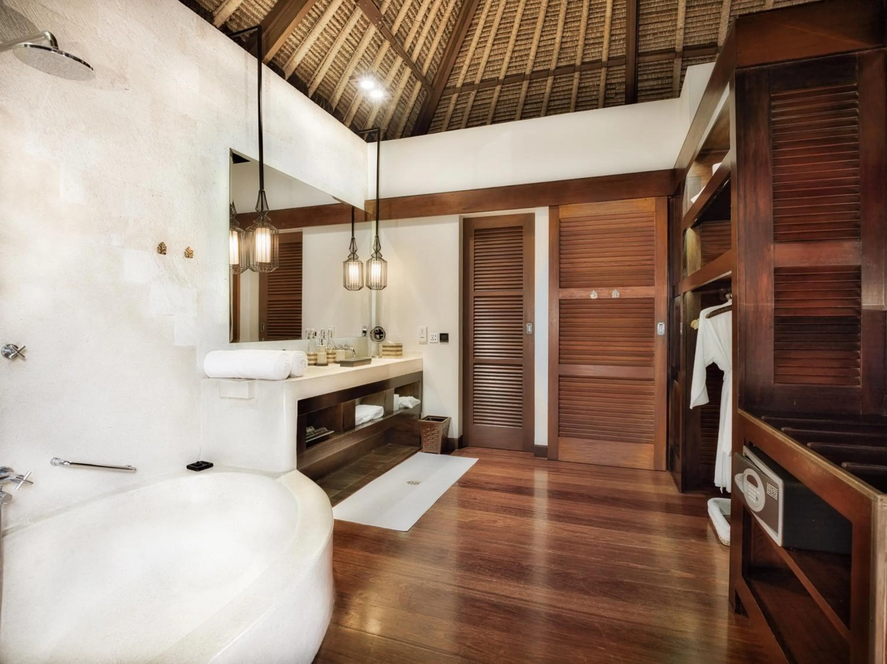 Bathroom in Hanging Gardens of Bali