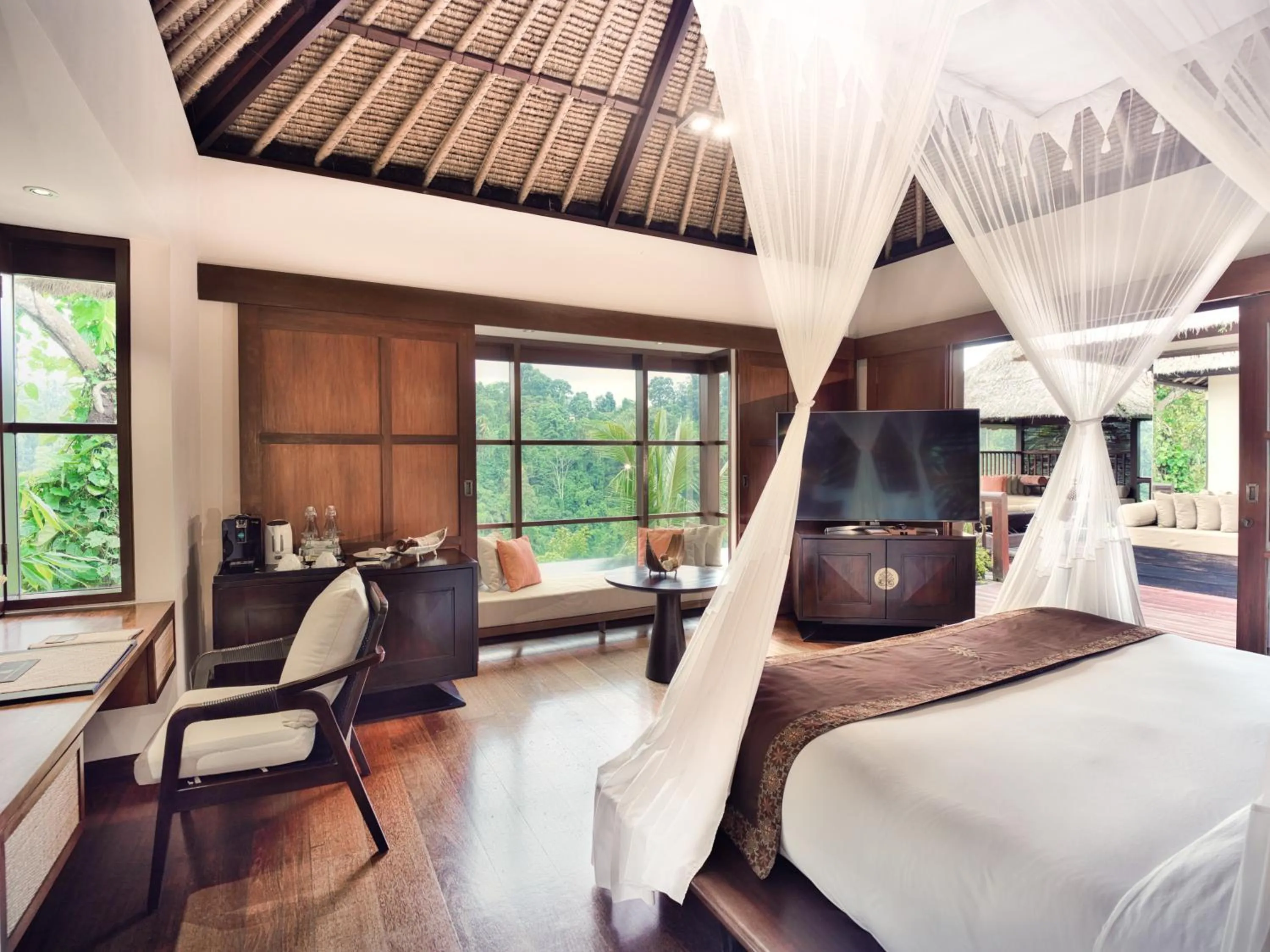 Bed in Hanging Gardens of Bali