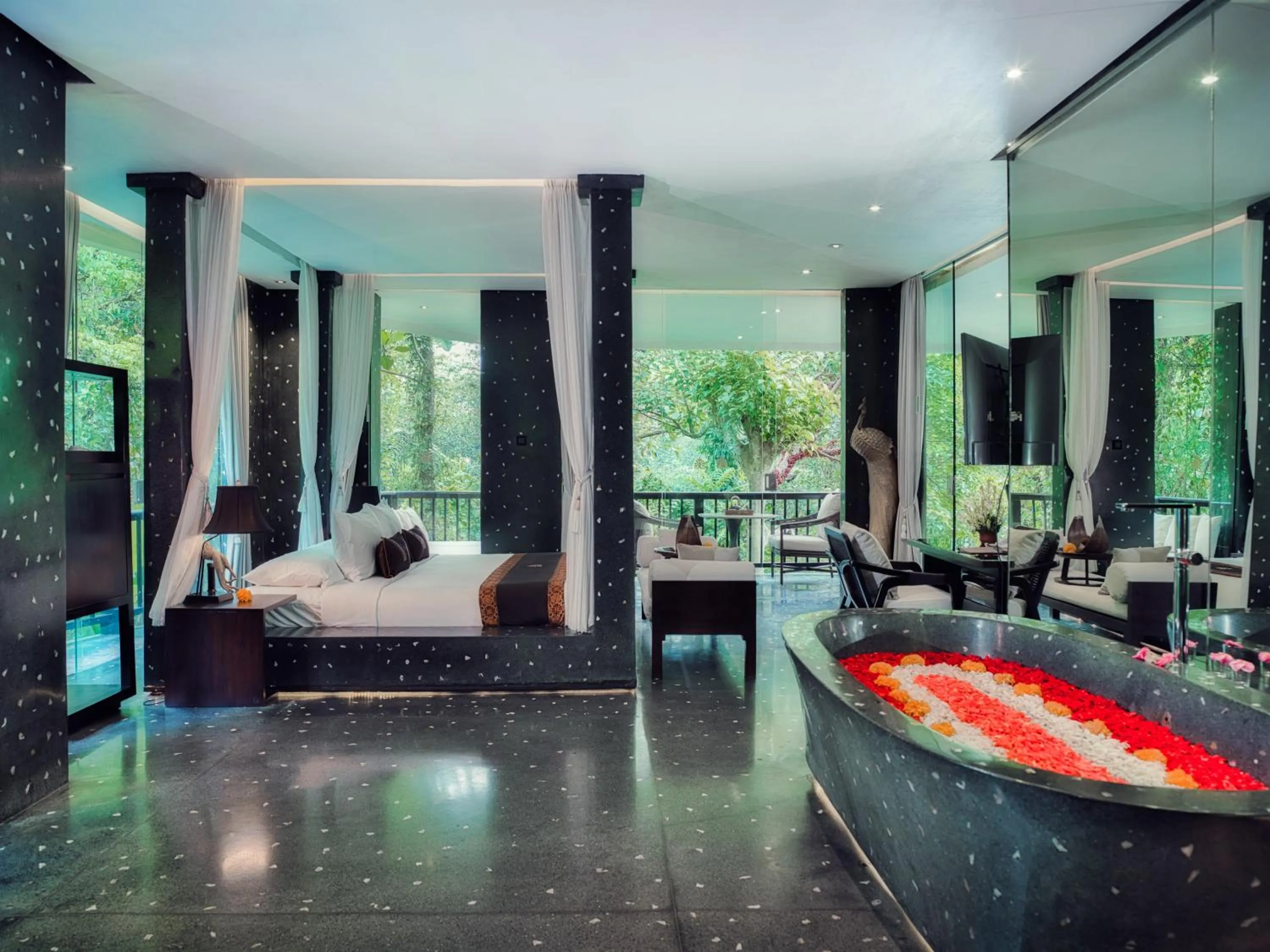 Living room, Bed in Hanging Gardens of Bali