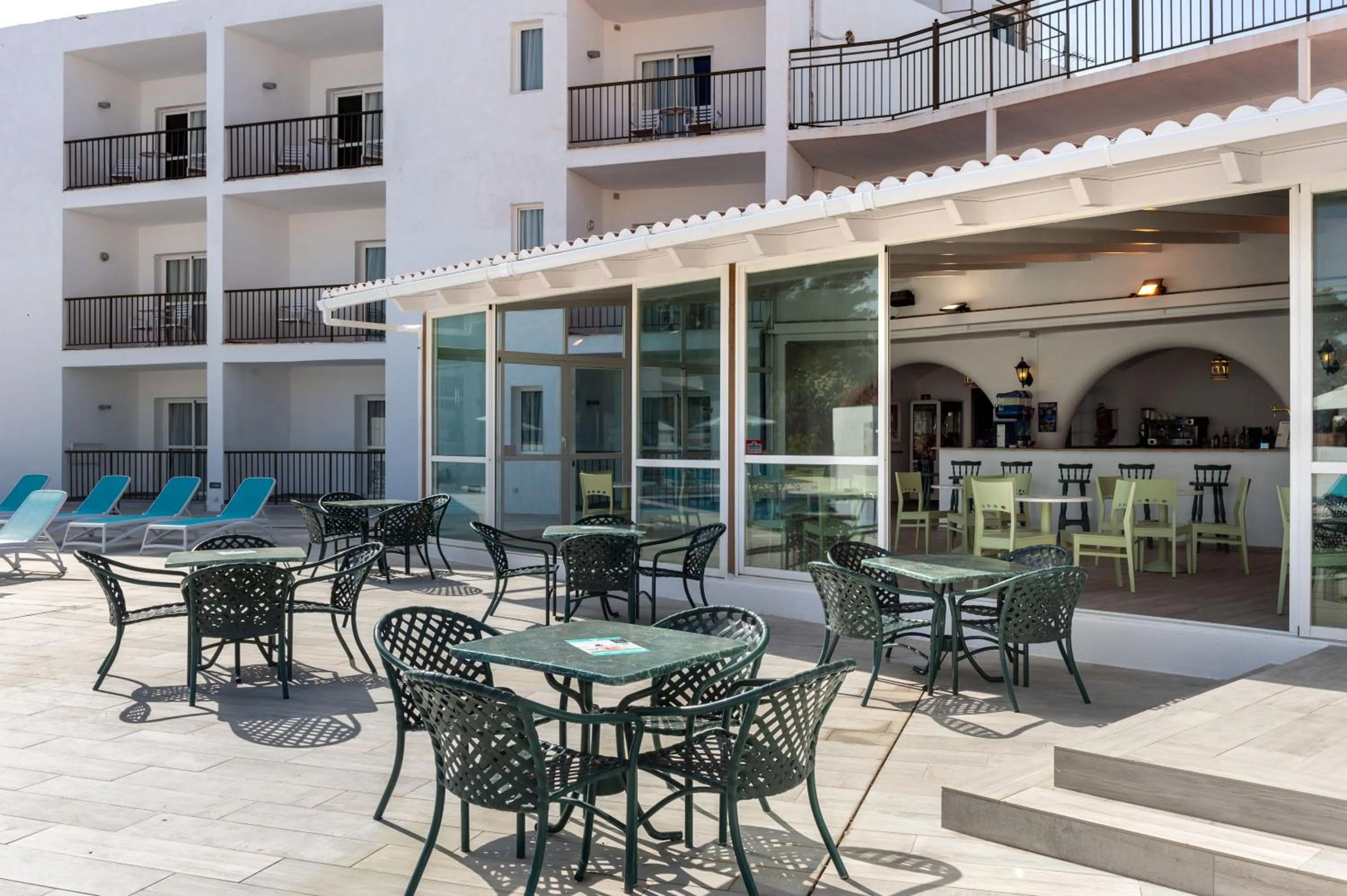 Lounge or bar in Aparthotel Vibra Club Maritim