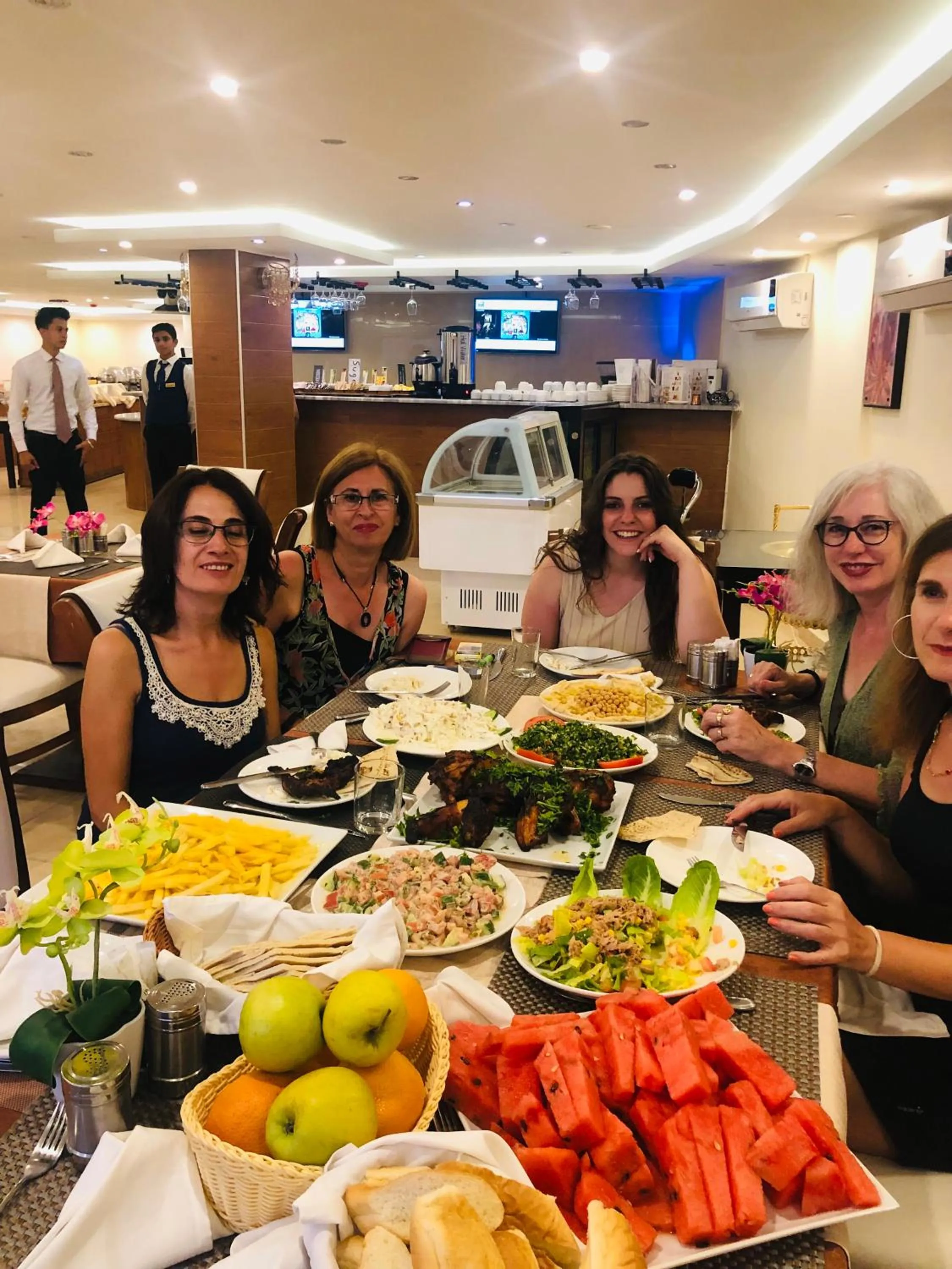 Restaurant/places to eat in P Quattro Relax Hotel