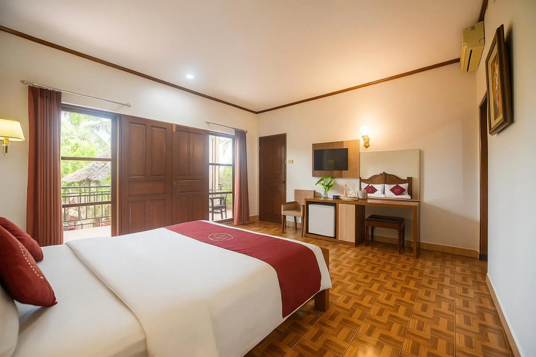 Bedroom, Bed in Puri Saron Hotel Madangan - Gianyar