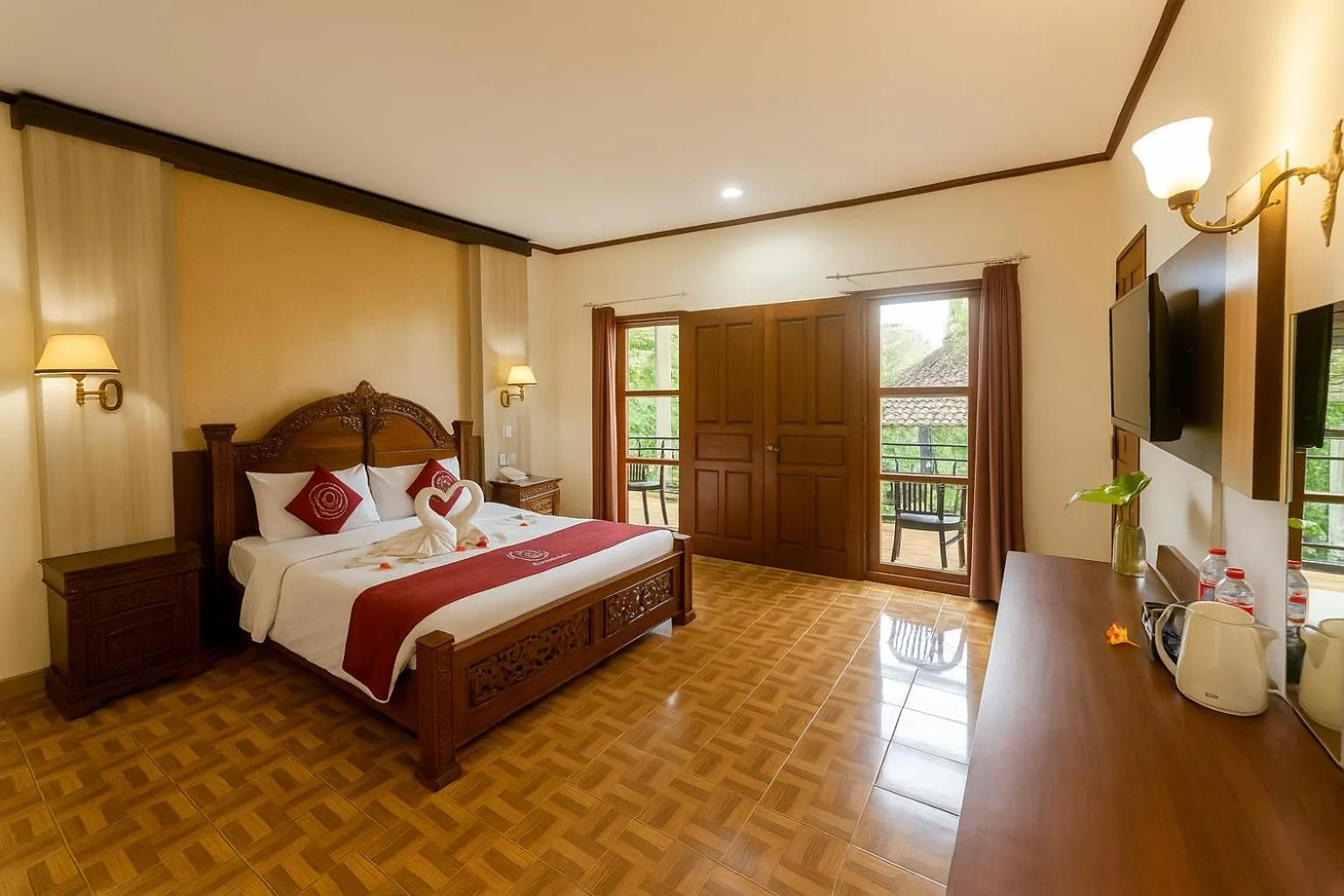Bedroom, Bed in Puri Saron Hotel Madangan - Gianyar