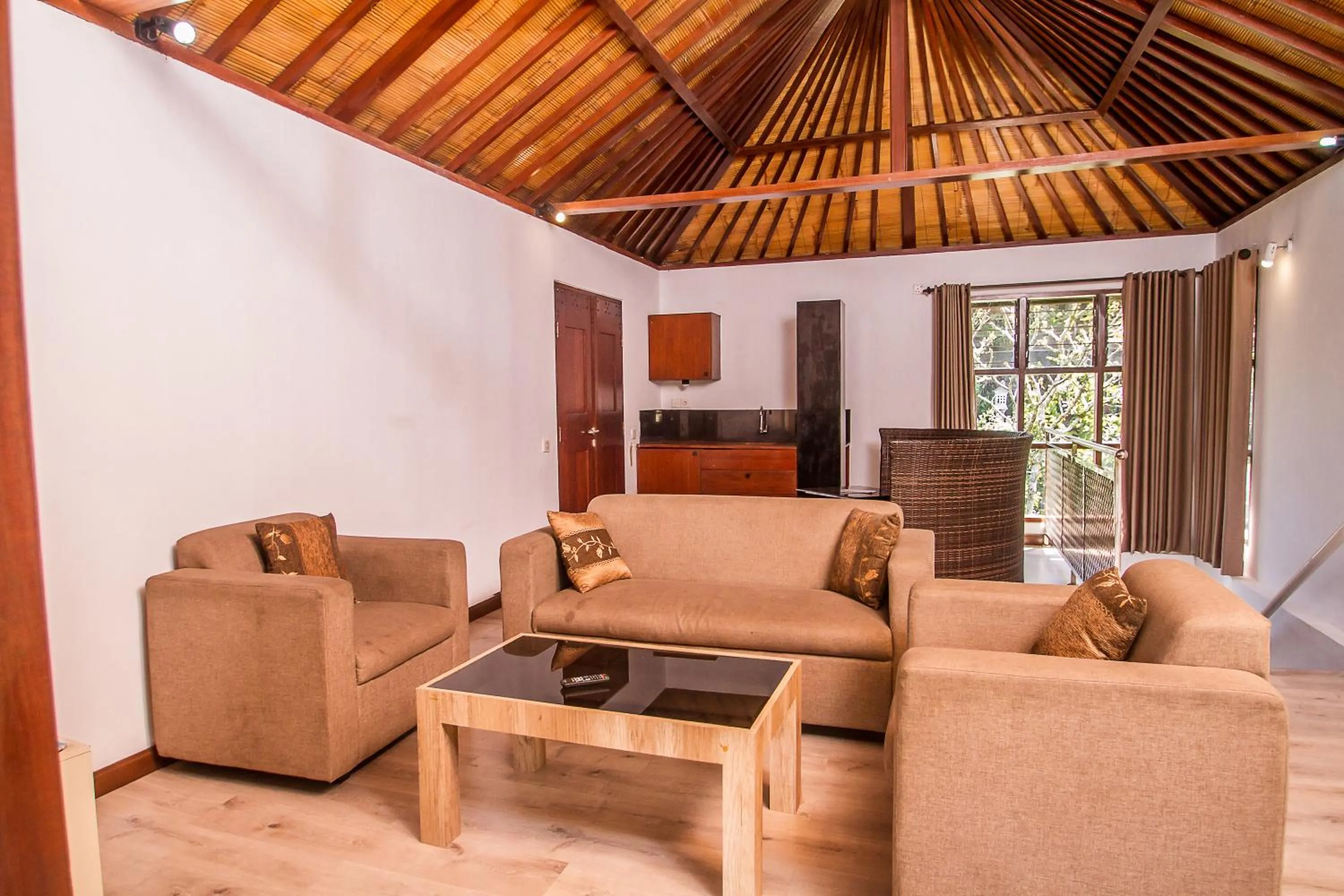 Living room in Puri Saron Hotel Madangan - Gianyar