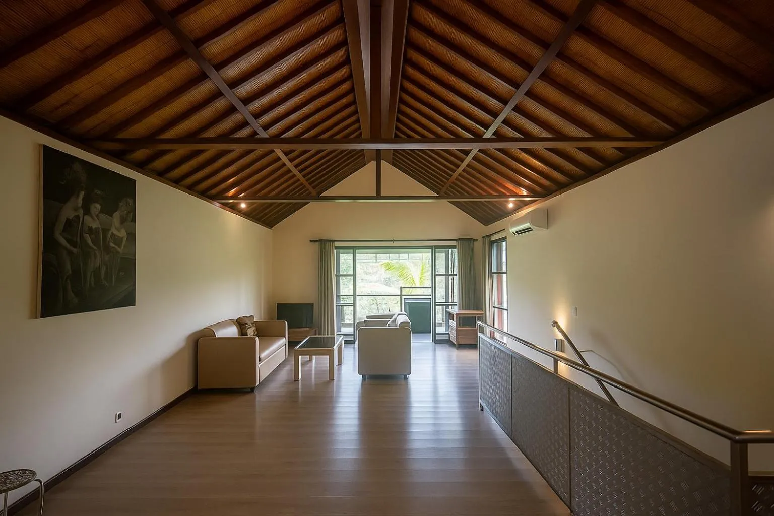 Living room in Puri Saron Hotel Madangan - Gianyar