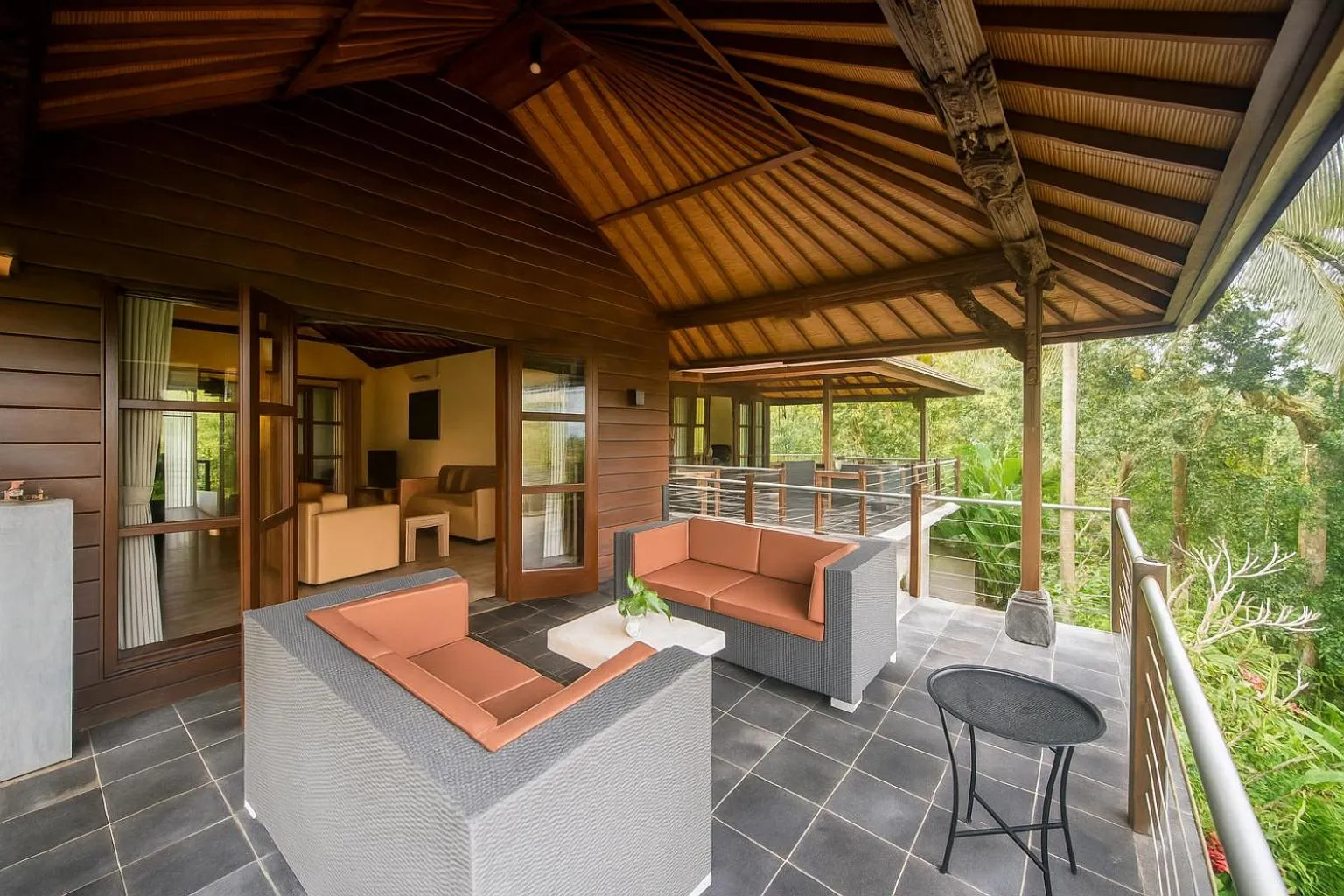 Balcony/Terrace in Puri Saron Hotel Madangan - Gianyar