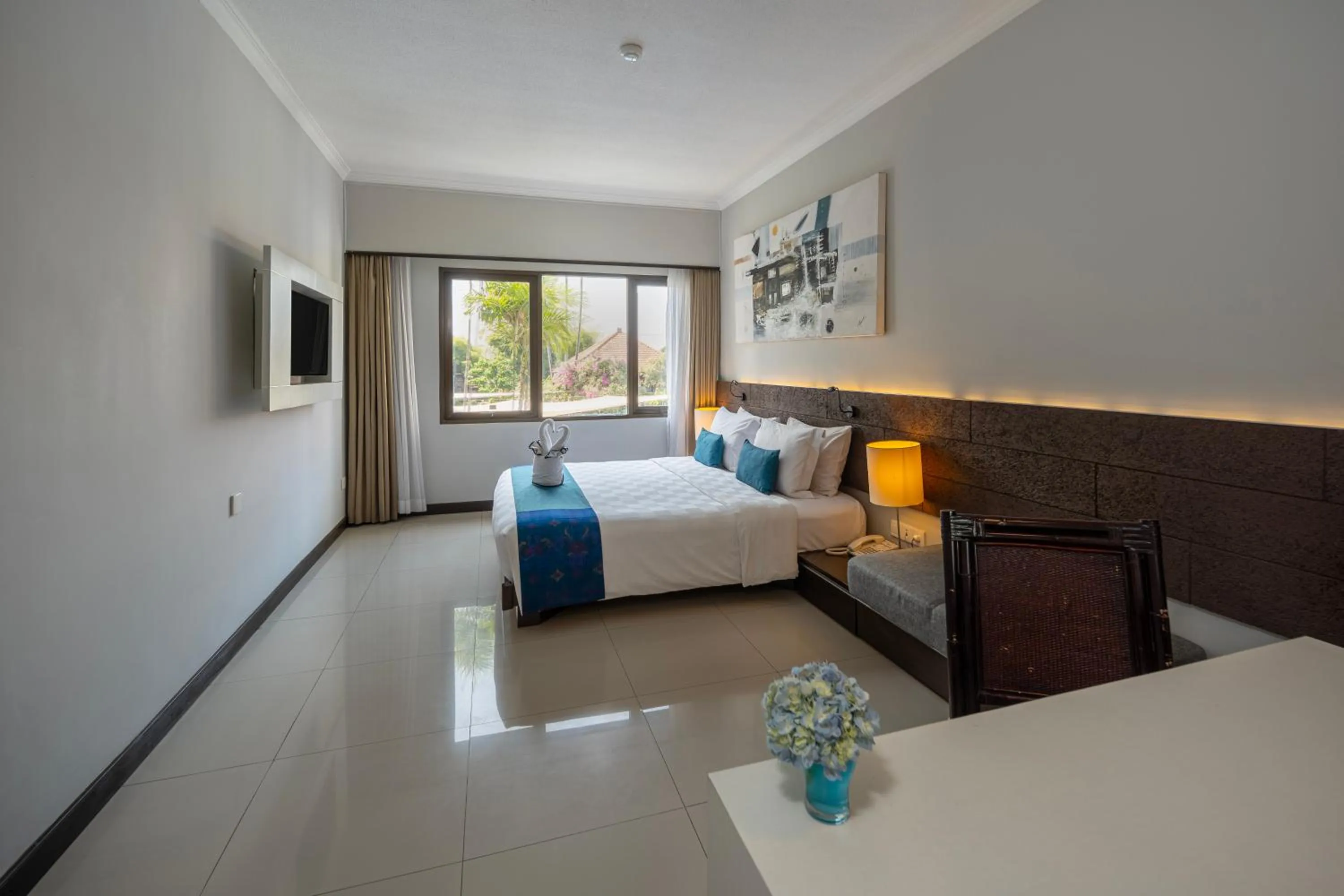 Bedroom, Bed in Prime Plaza Suites Sanur – Bali