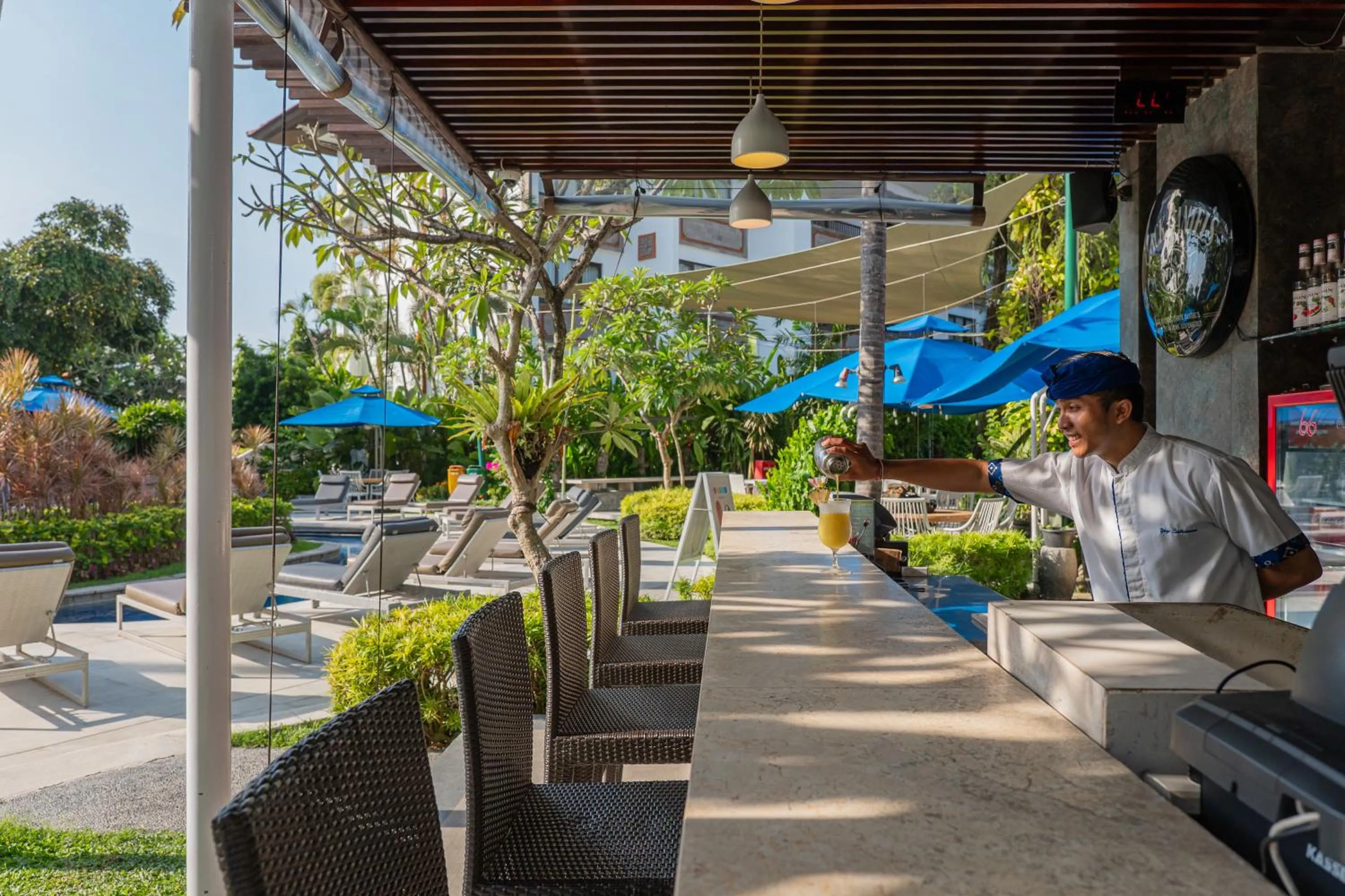 Day in Prime Plaza Suites Sanur – Bali