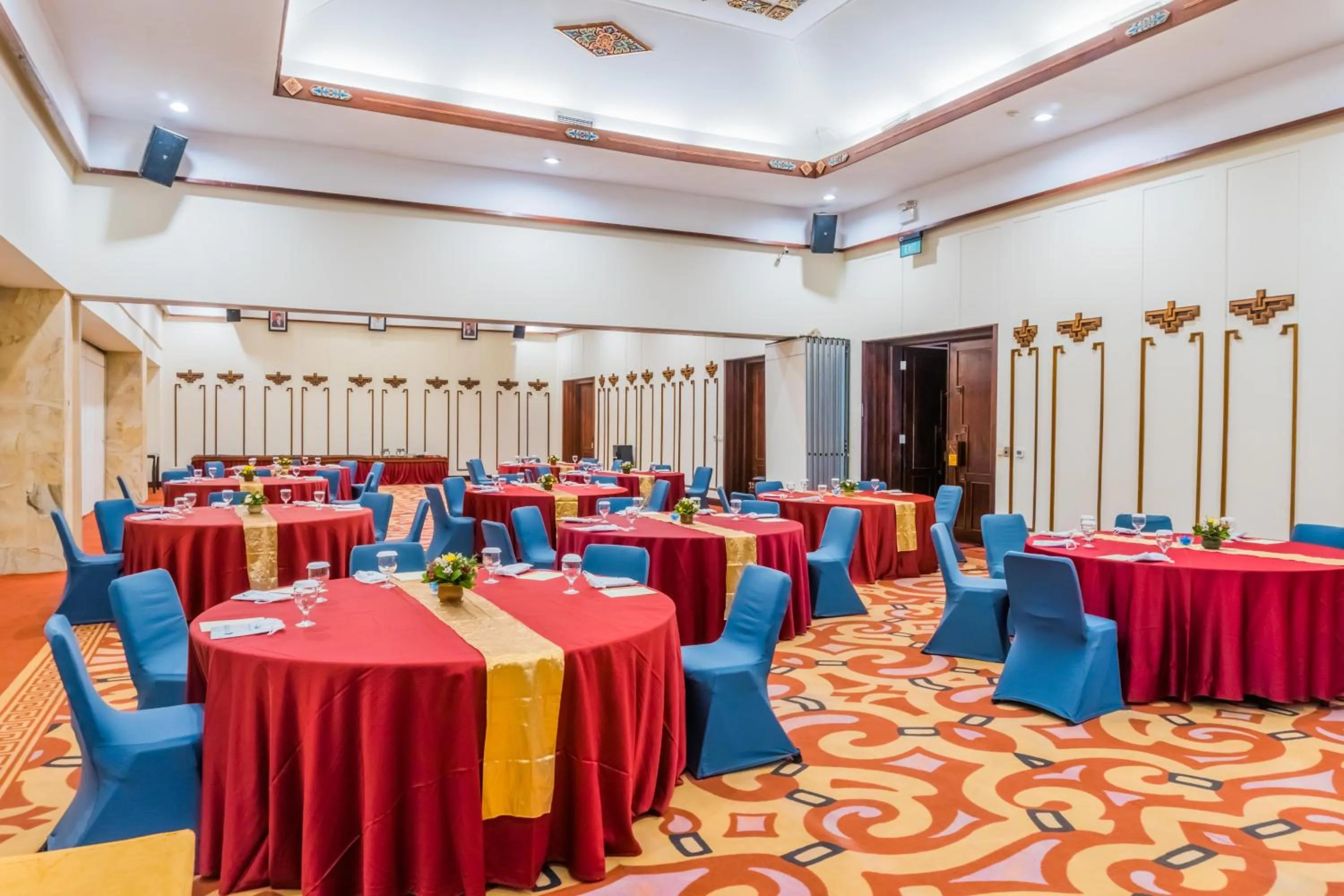 Meeting/conference room in Discovery Kartika Plaza Hotel