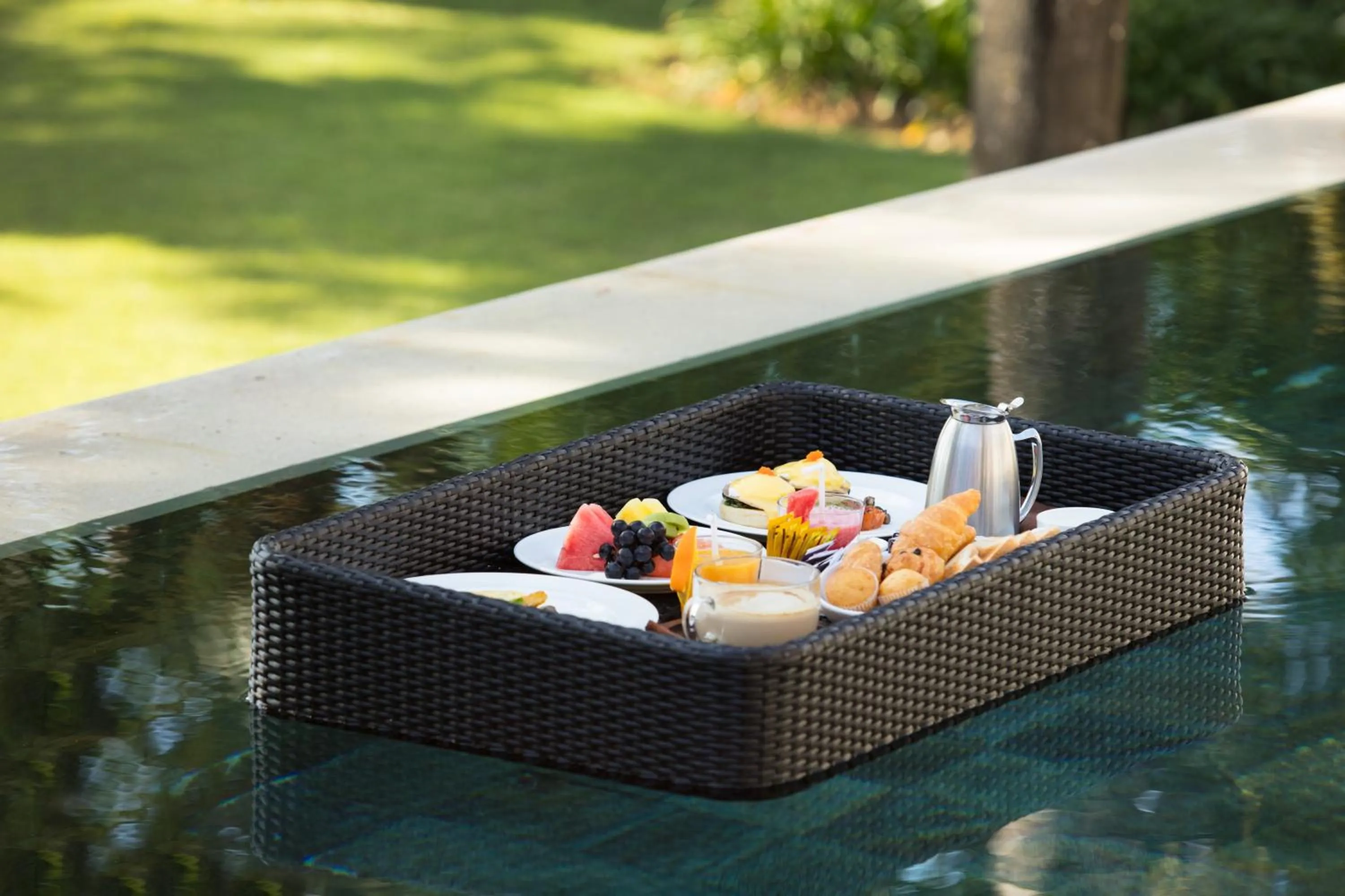 Day in The Royal Santrian