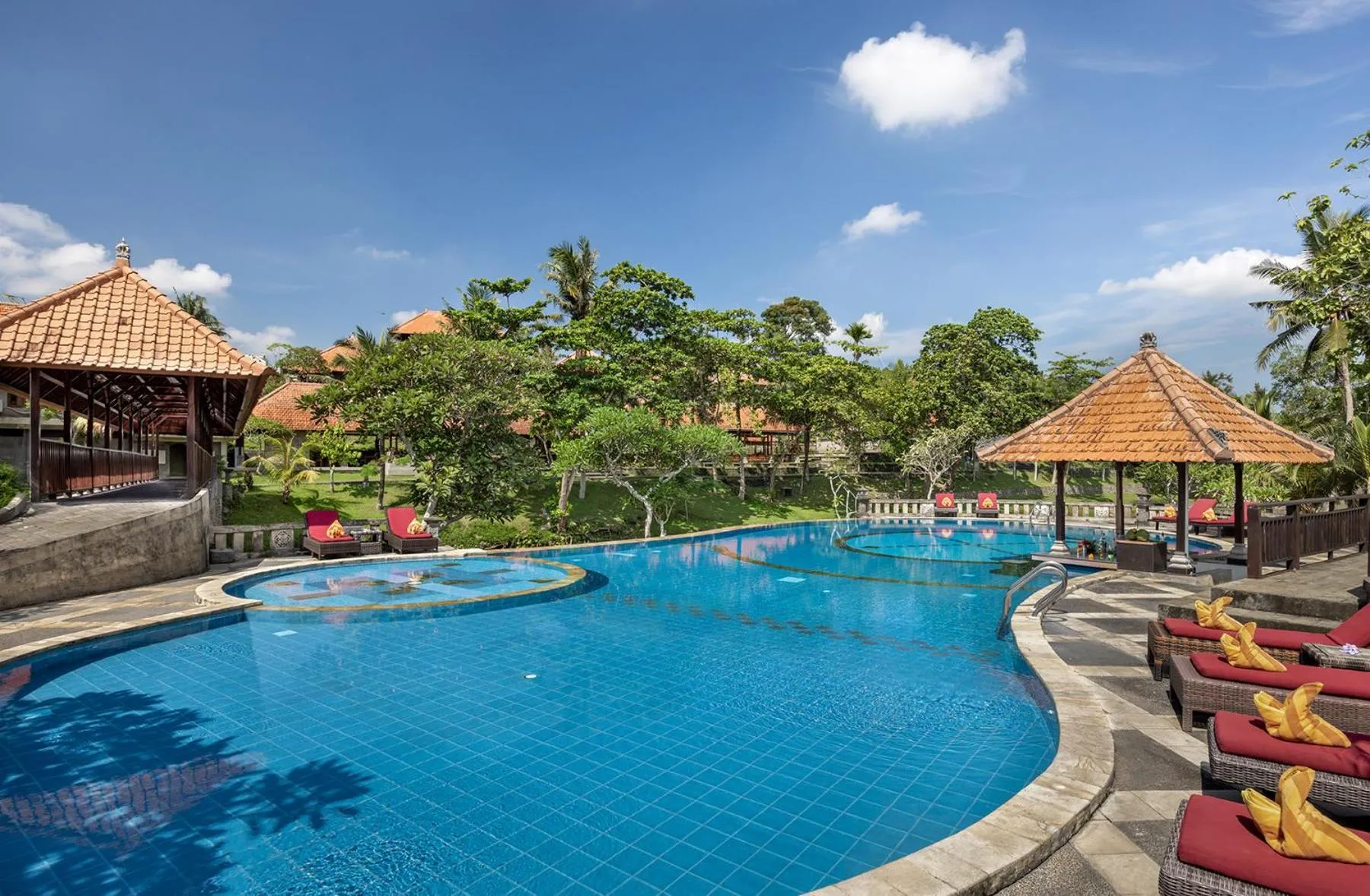 Swimming pool in Santi Mandala Villa & Spa