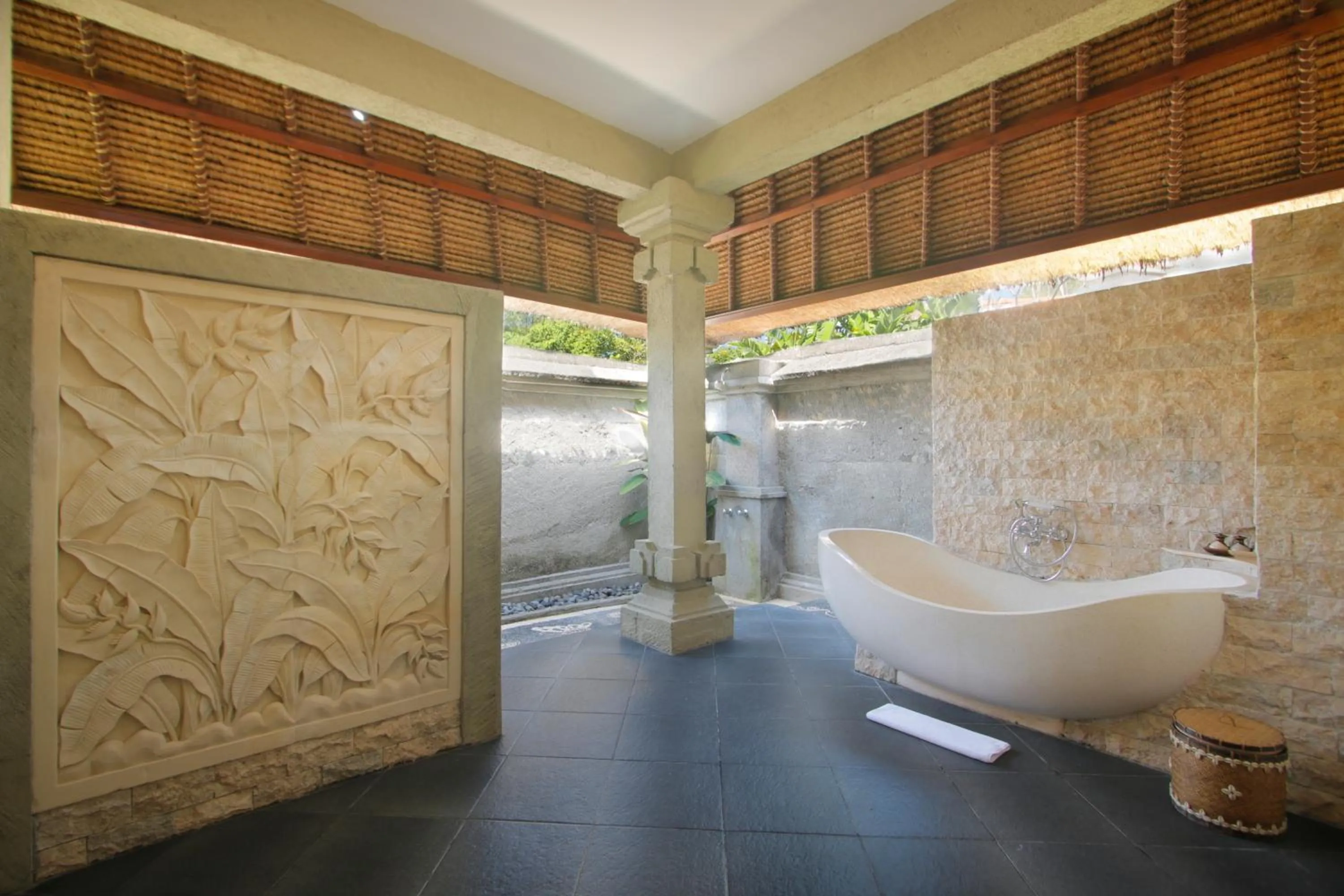 Bathroom in Santi Mandala Villa & Spa