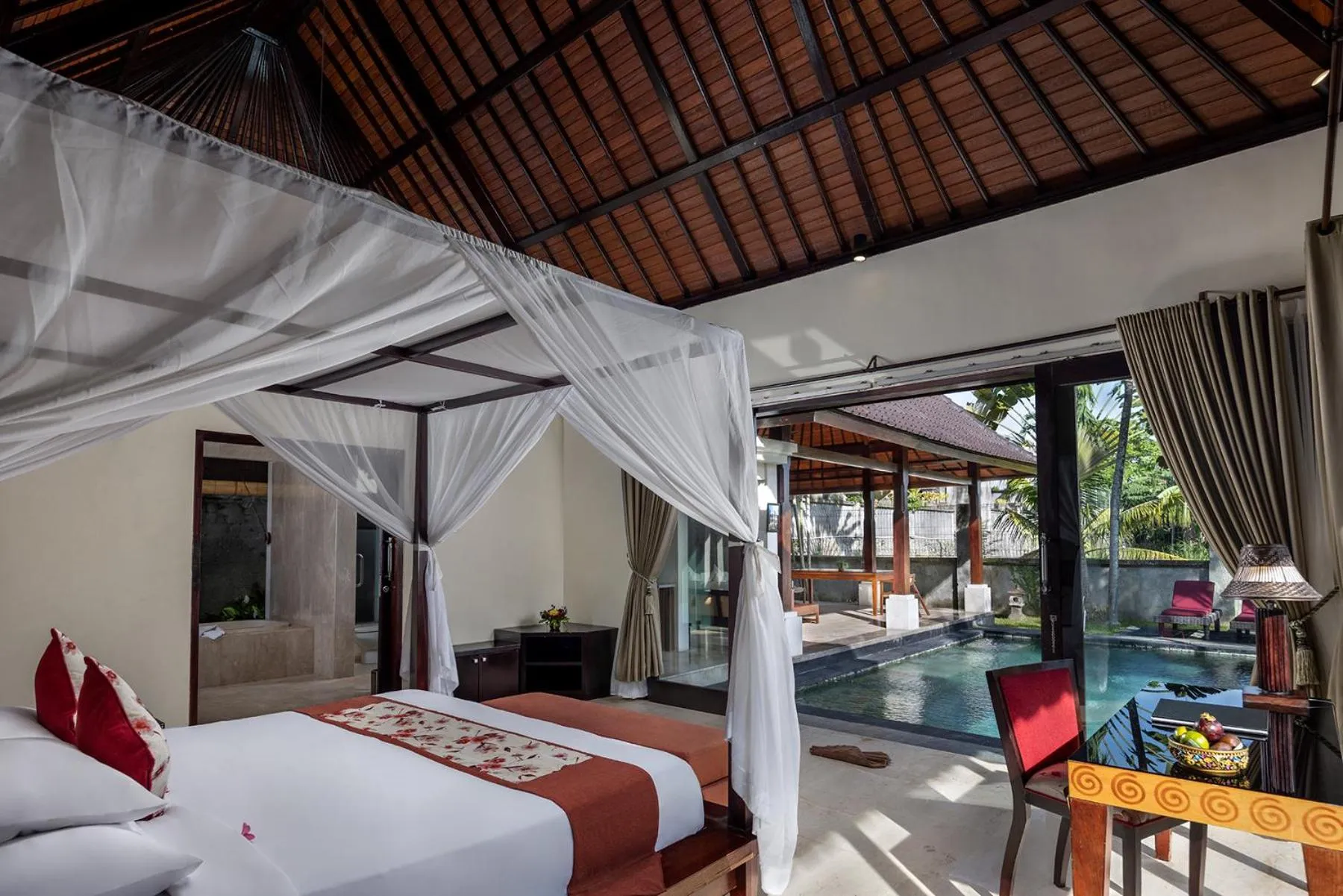Property building, Bed in Santi Mandala Villa & Spa