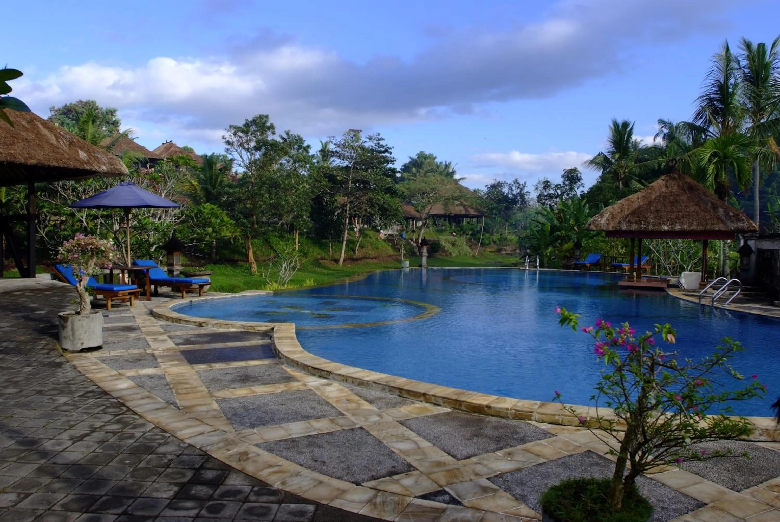 Swimming pool in Santi Mandala Villa & Spa