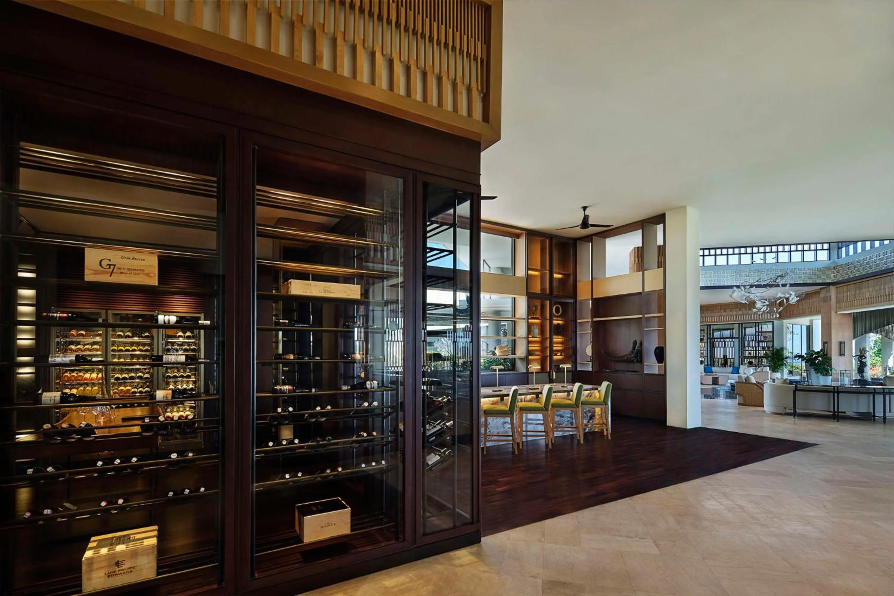 Lounge or bar in Umana Bali, LXR Hotels & Resorts