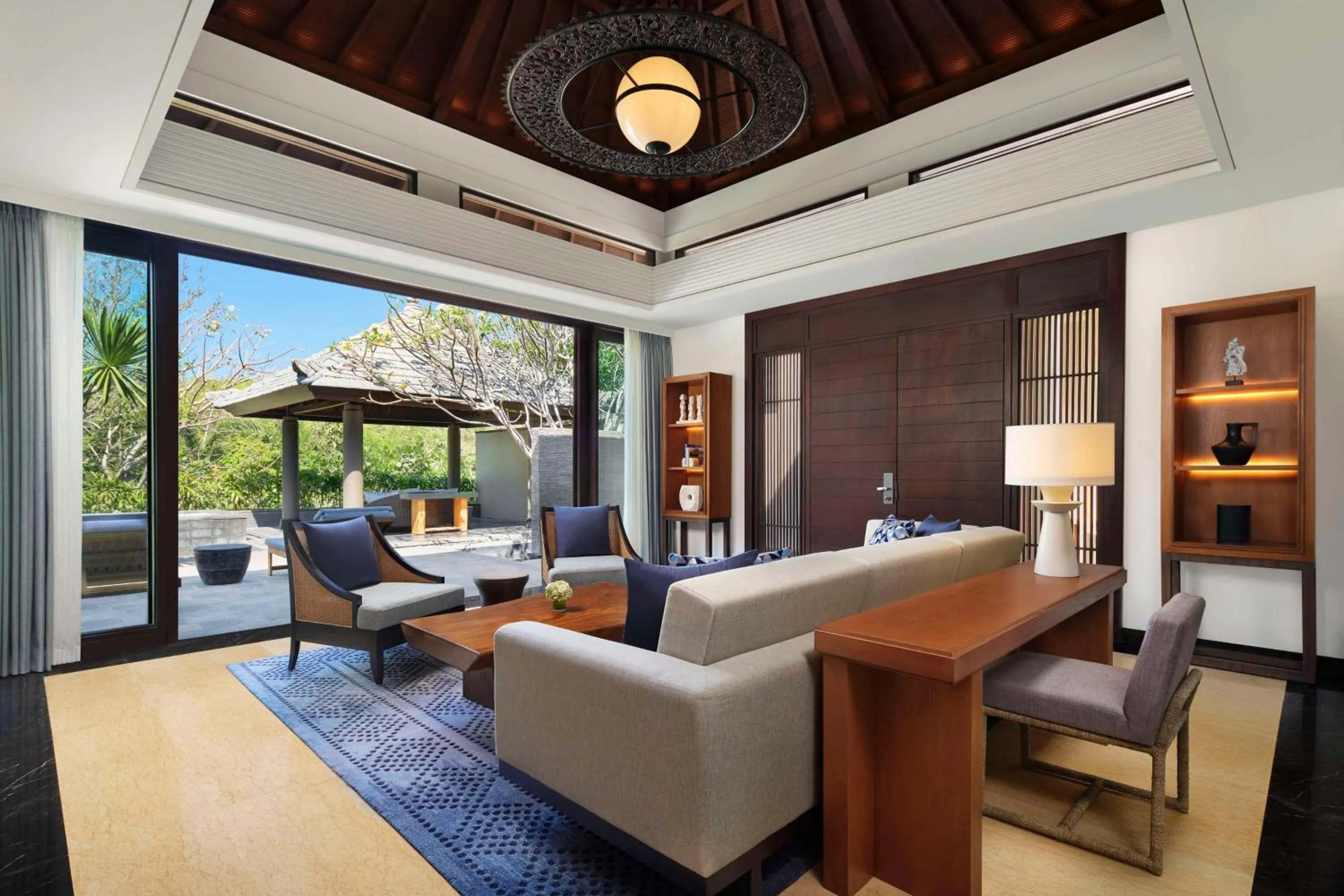 Living room in Umana Bali, LXR Hotels & Resorts