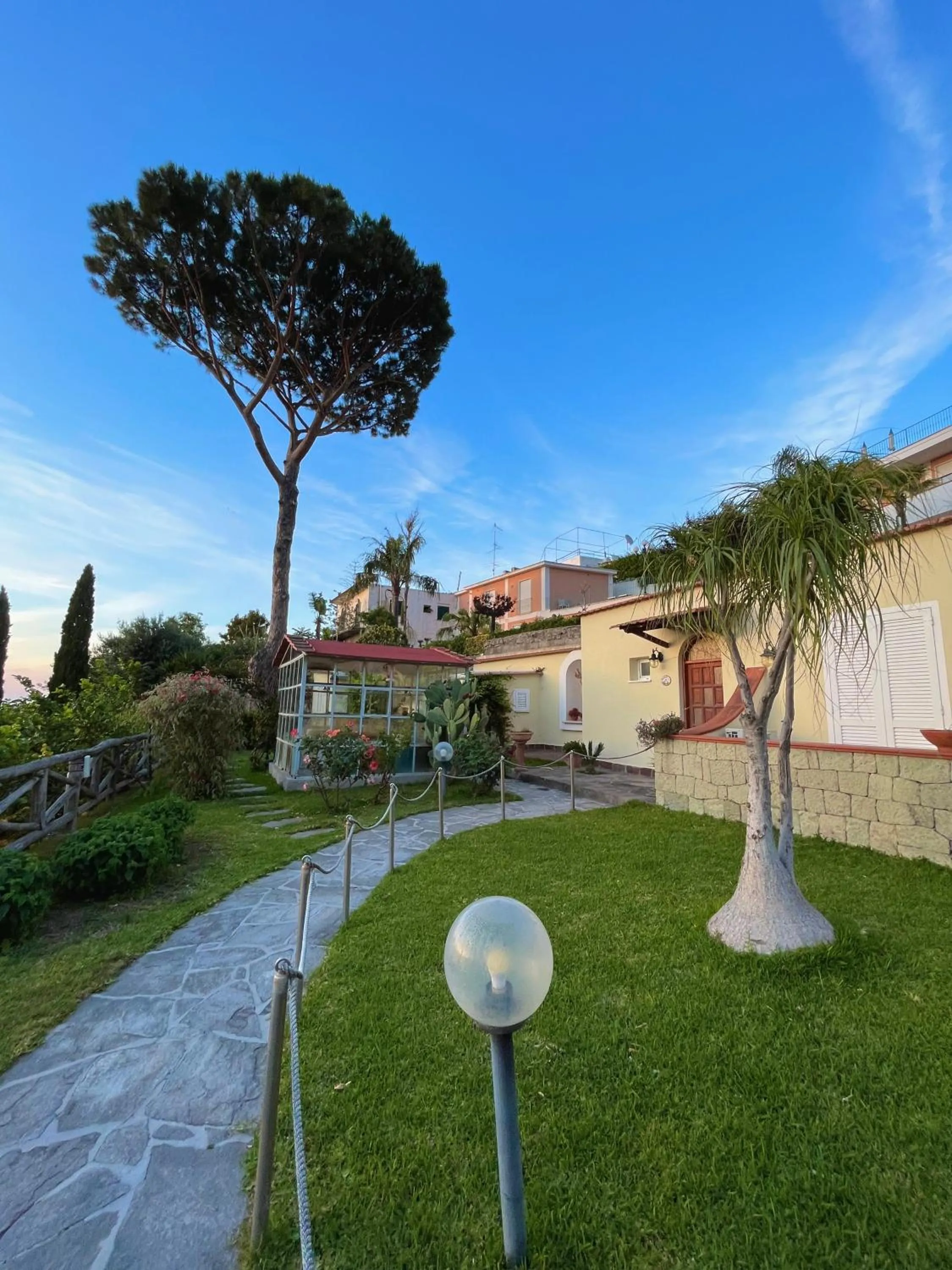 Garden in Resort Villa Flavio