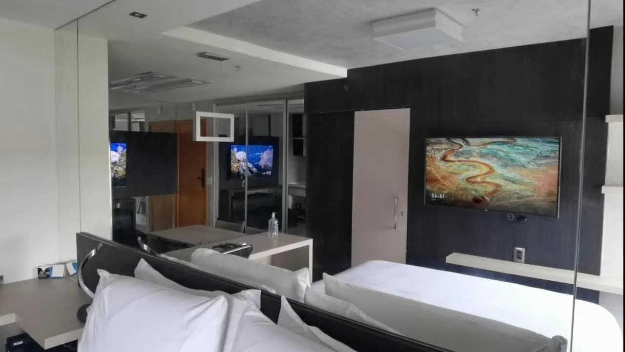 Flat Apartamento ALTÍSSIMO NÍVEL Último Andar