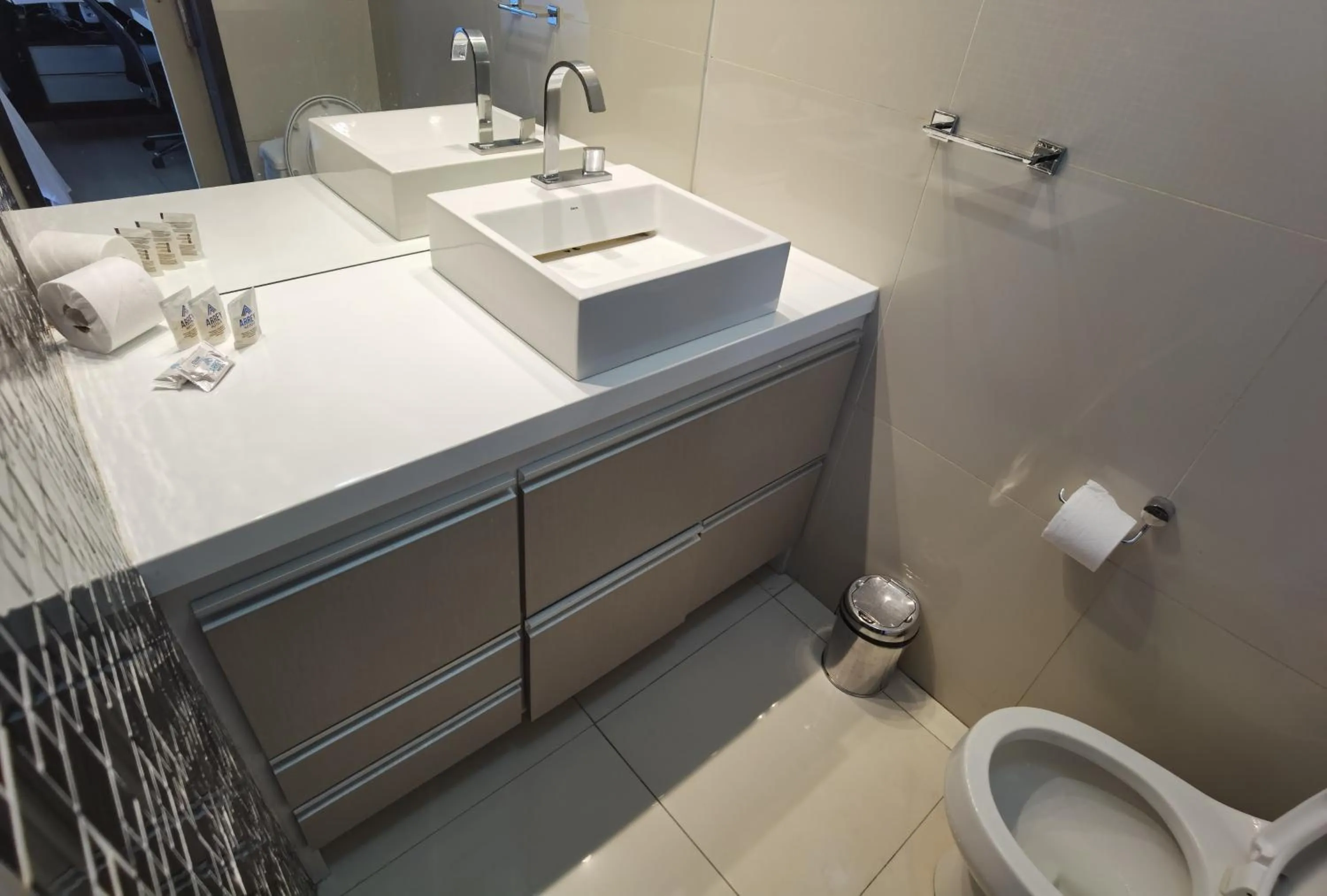 Flat Apartamento ALTÍSSIMO NÍVEL Último Andar