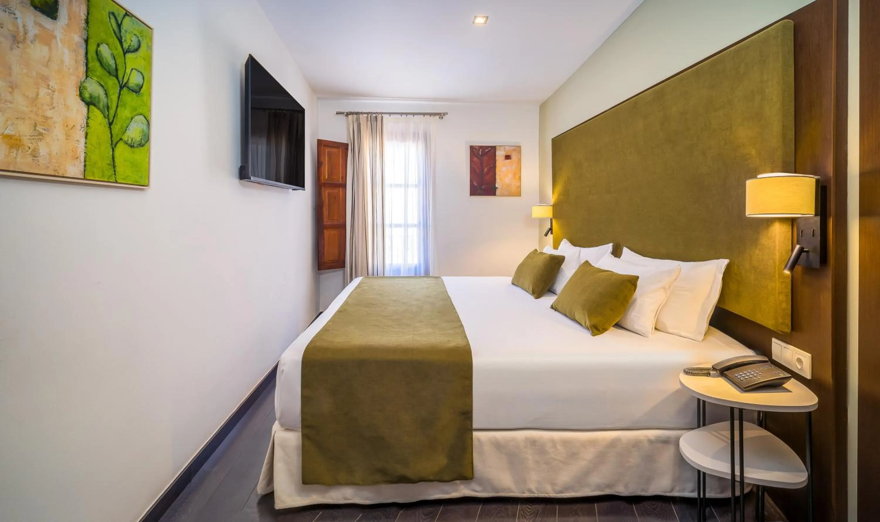 Decorative detail, Bed in Occidental Pueblo Acantilado