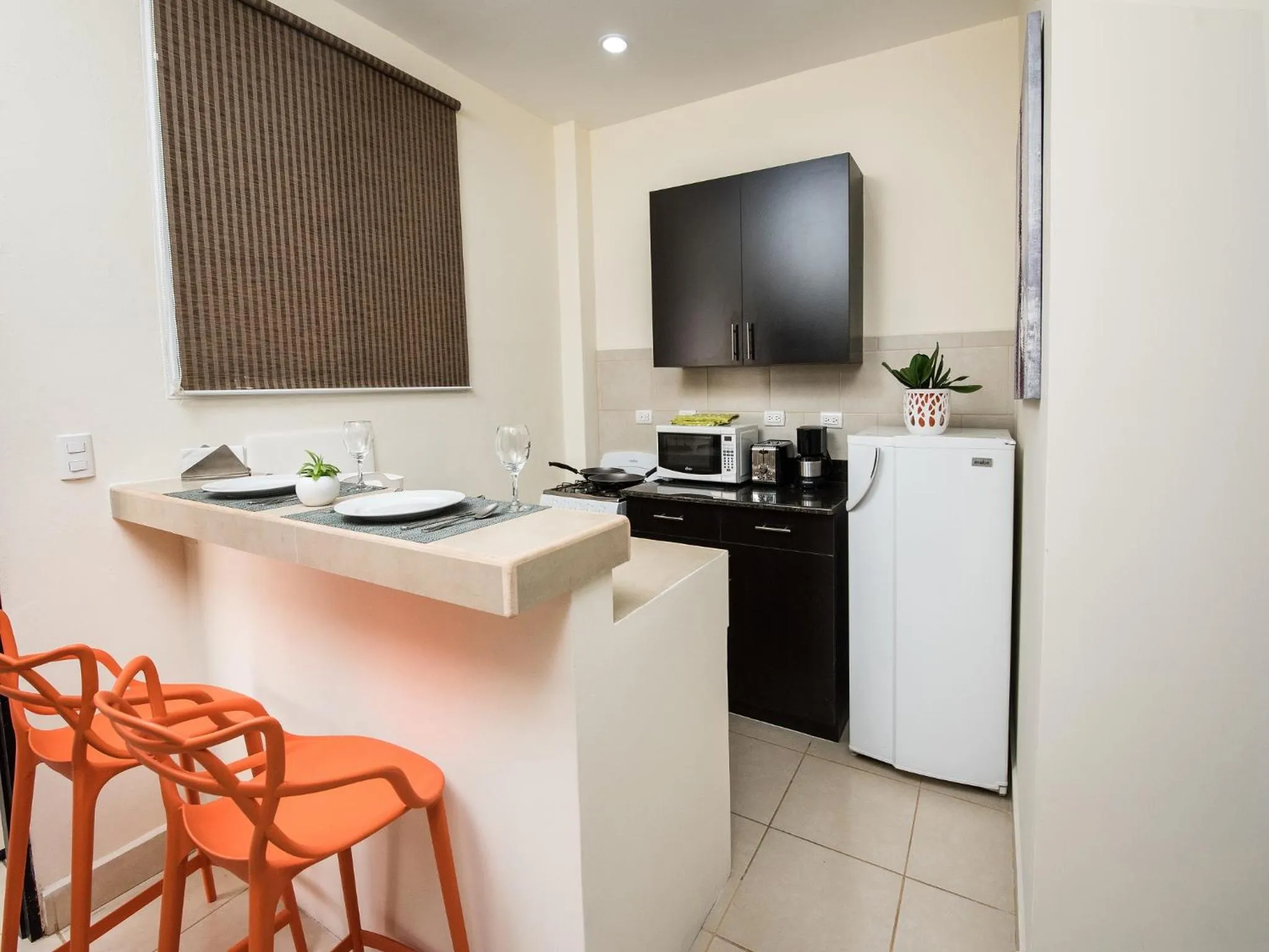 Kitchen or kitchenette in Verona ApartHotel