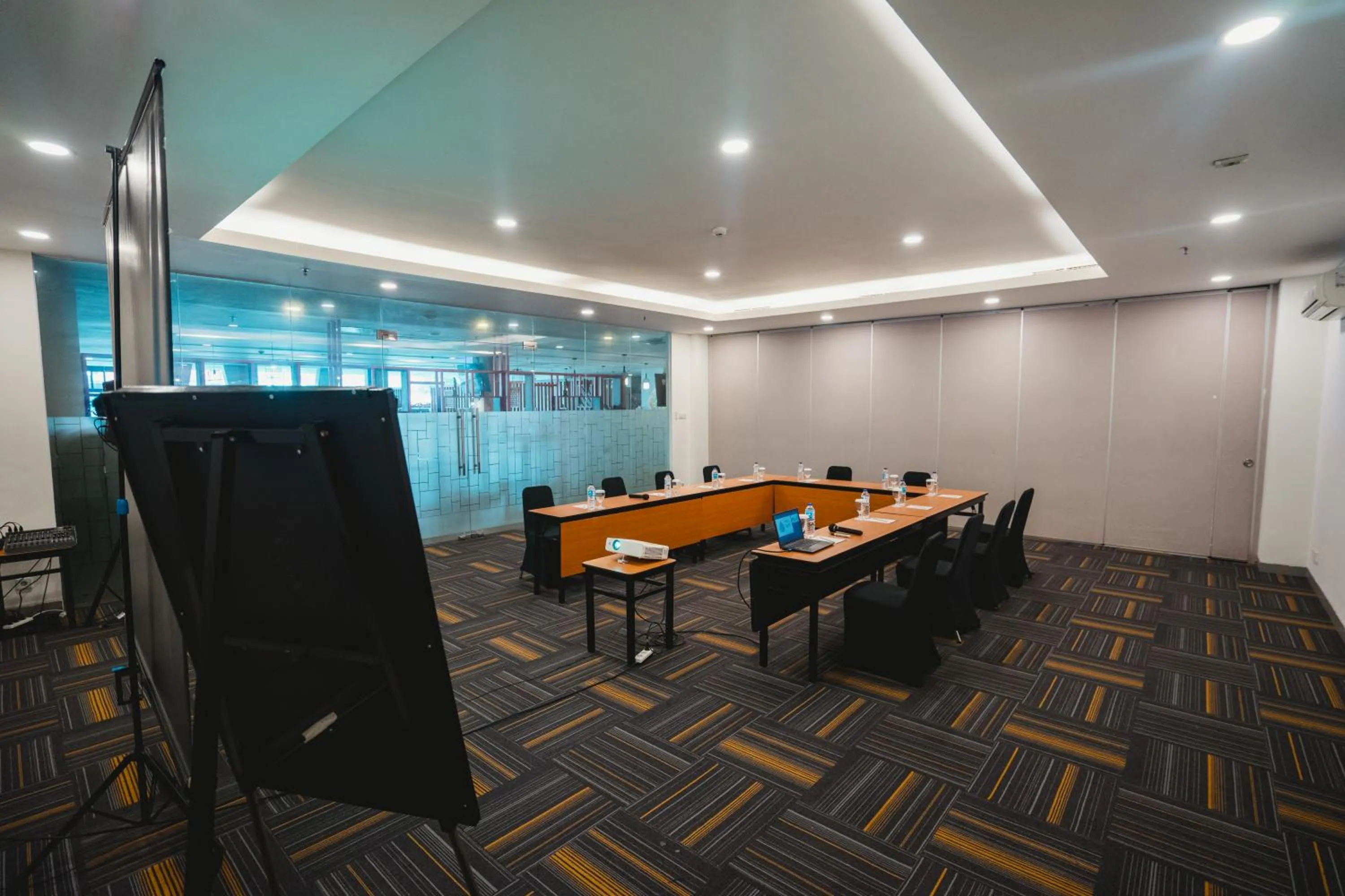 Meeting/conference room in Carani Hotel Yogyakarta